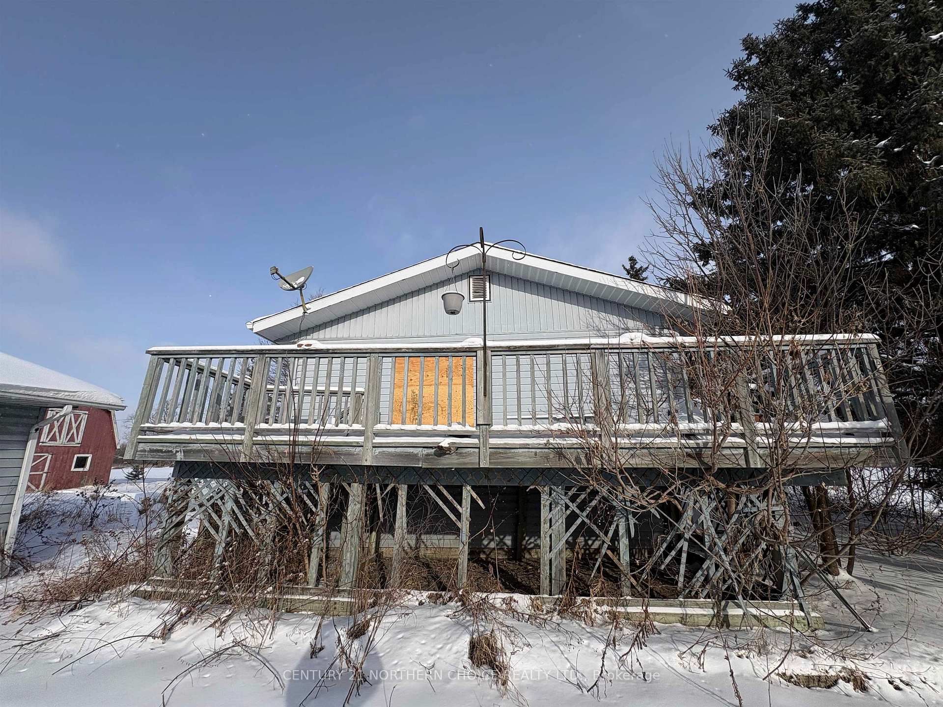 Photo 3 of 91 LaVallee Road S, La Vallee — HOMEH