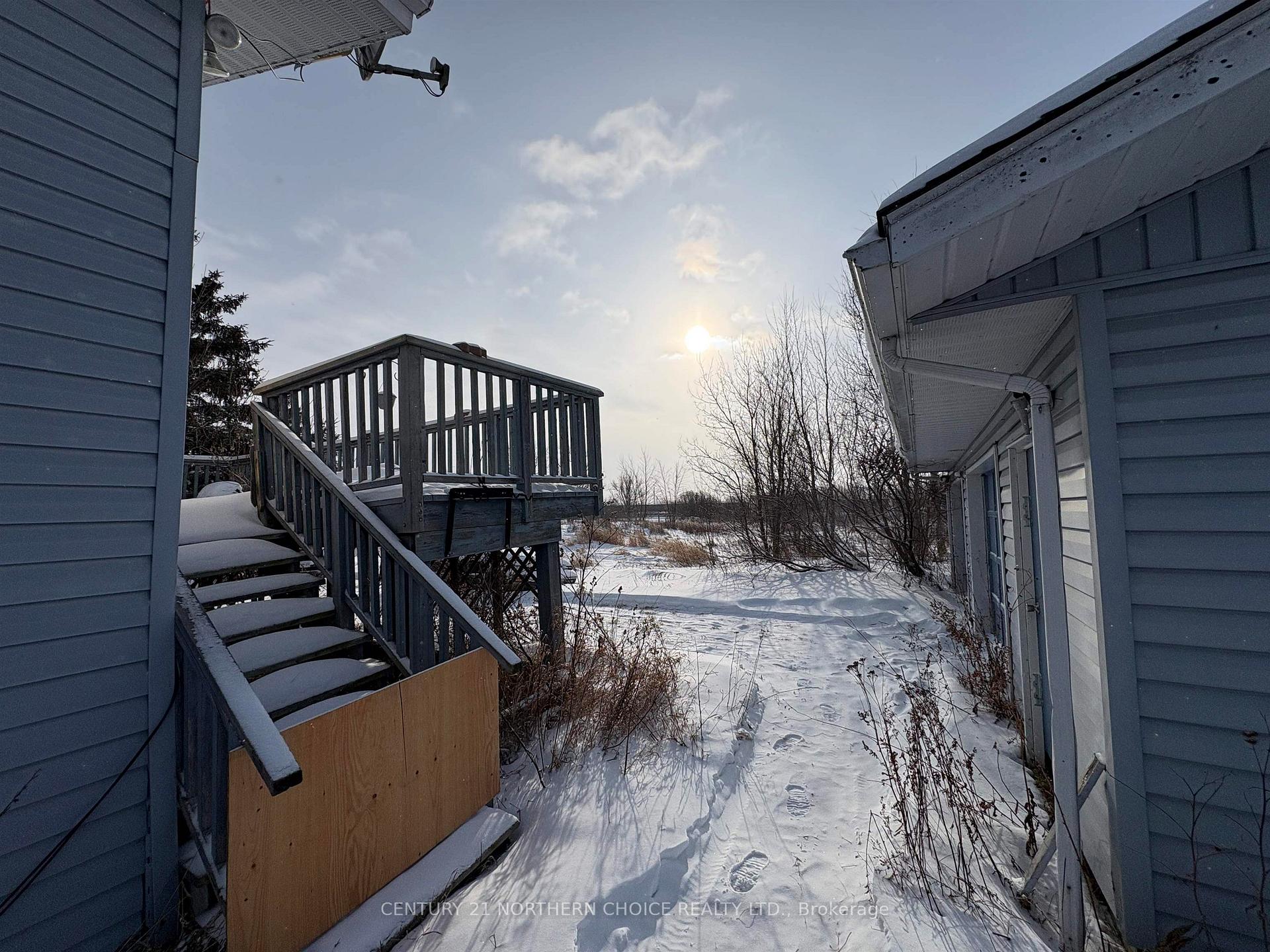 Photo 5 of 91 LaVallee Road S, La Vallee — HOMEH
