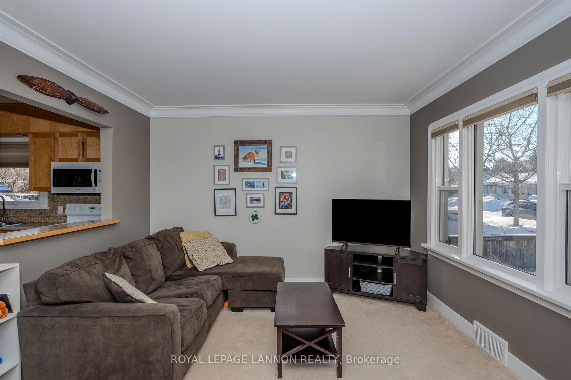Photo 11 of 477 Empire Avenue E, Thunder Bay, Westfort — HOMEH