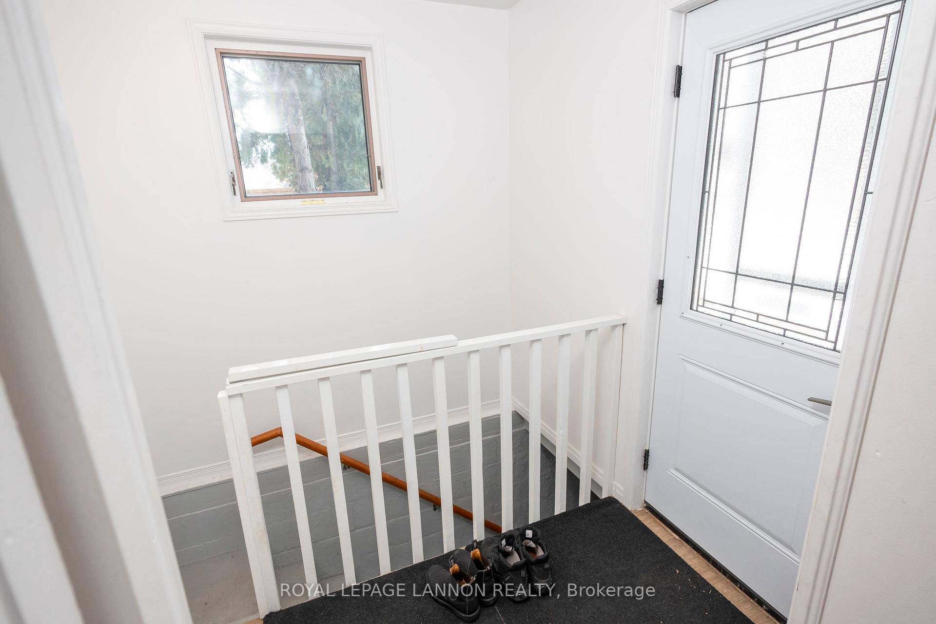 Photo 9 of 916 Simpson St, Thunder Bay, East End — HOMEH