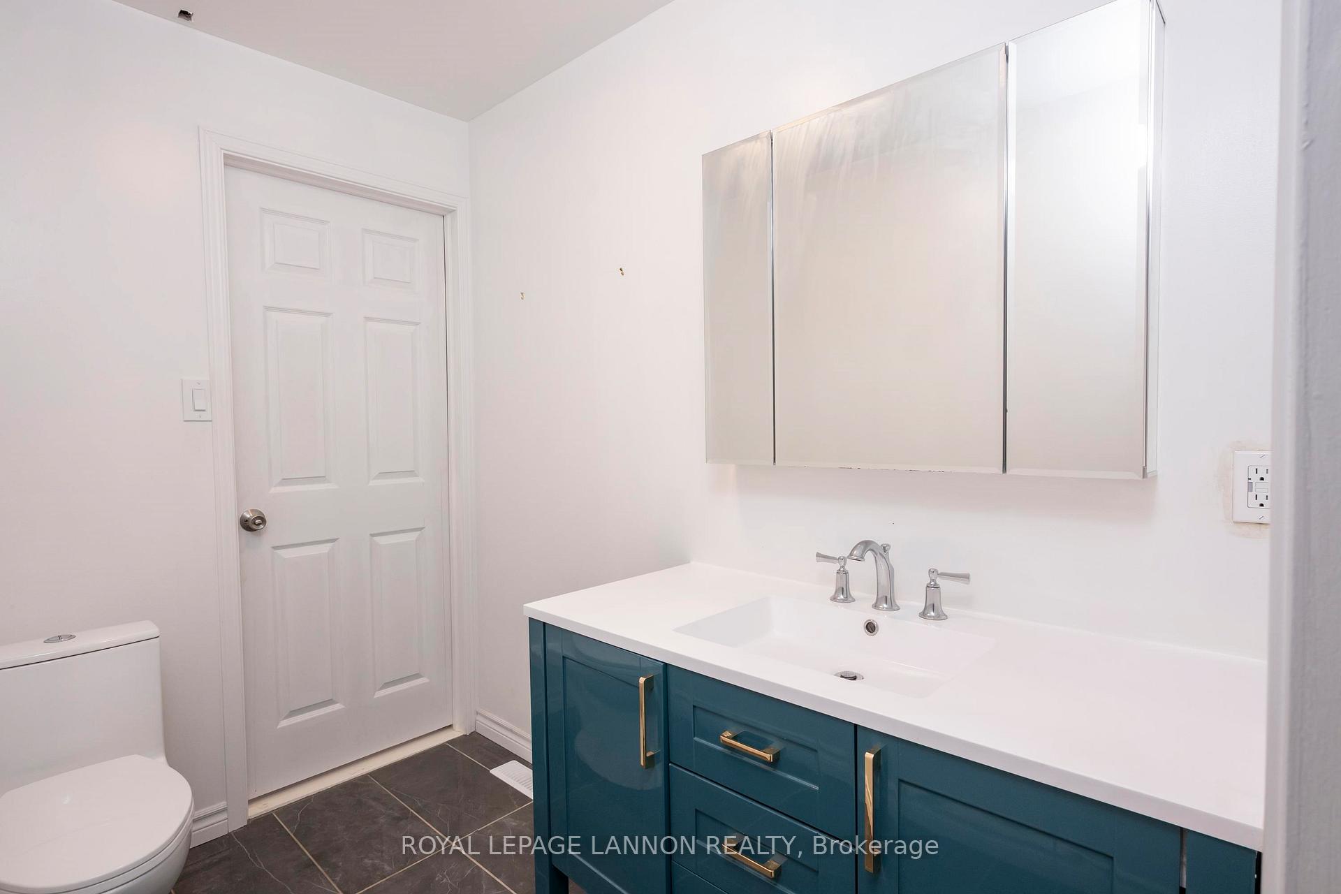 Photo 22 of 916 Simpson St, Thunder Bay, East End — HOMEH