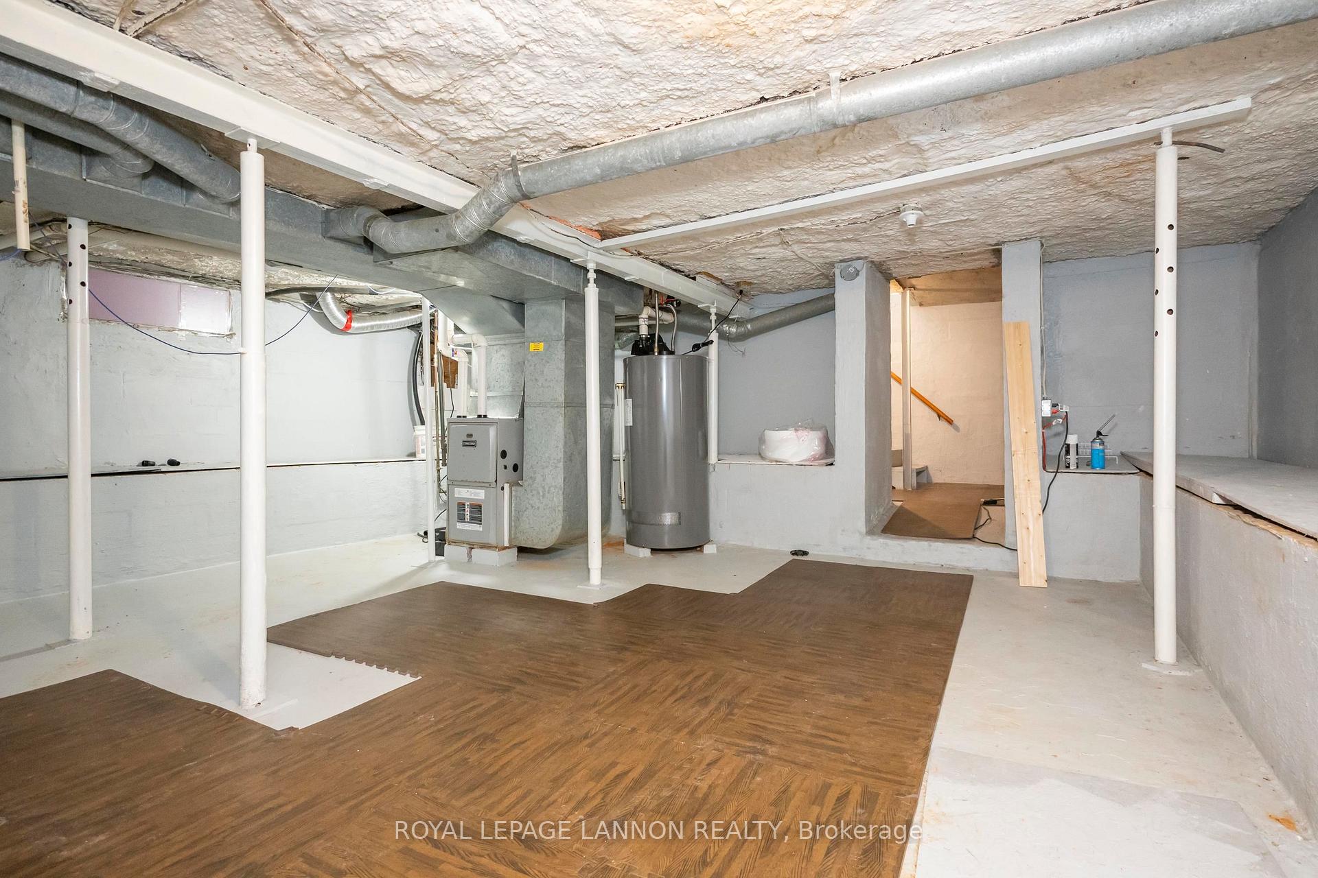 Photo 31 of 916 Simpson St, Thunder Bay, East End — HOMEH