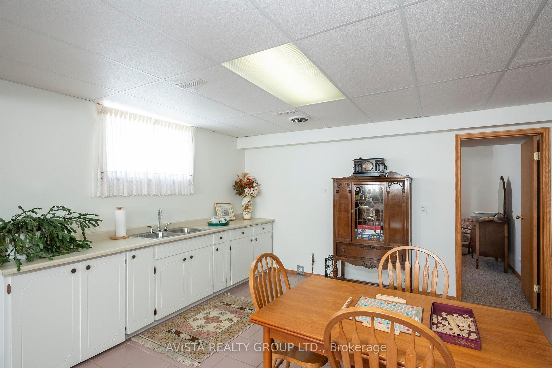 Photo 25 of 1310 Masters St, Thunder Bay, John Street North — HOMEH