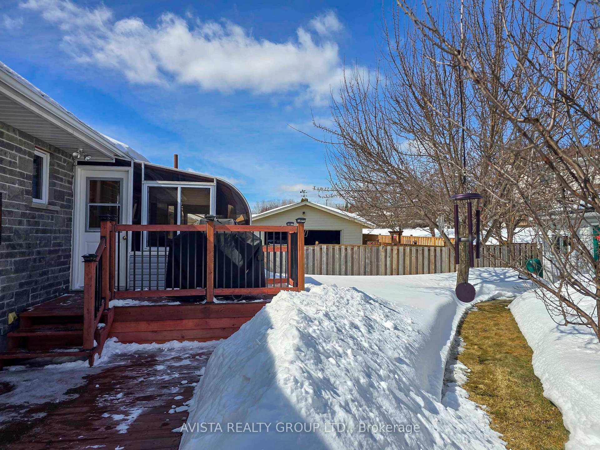 Photo 39 of 1310 Masters St, Thunder Bay, John Street North — HOMEH