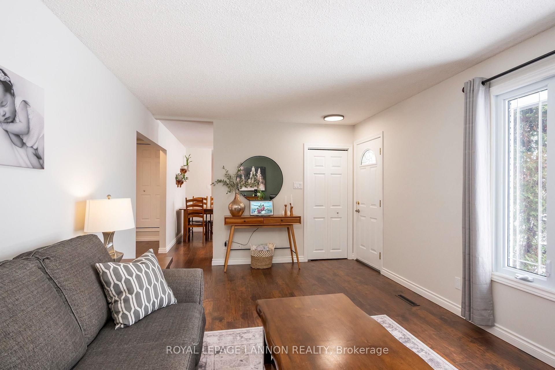 Photo 8 of 410 Amethyst Cres., Thunder Bay, Northwood Park — HOMEH