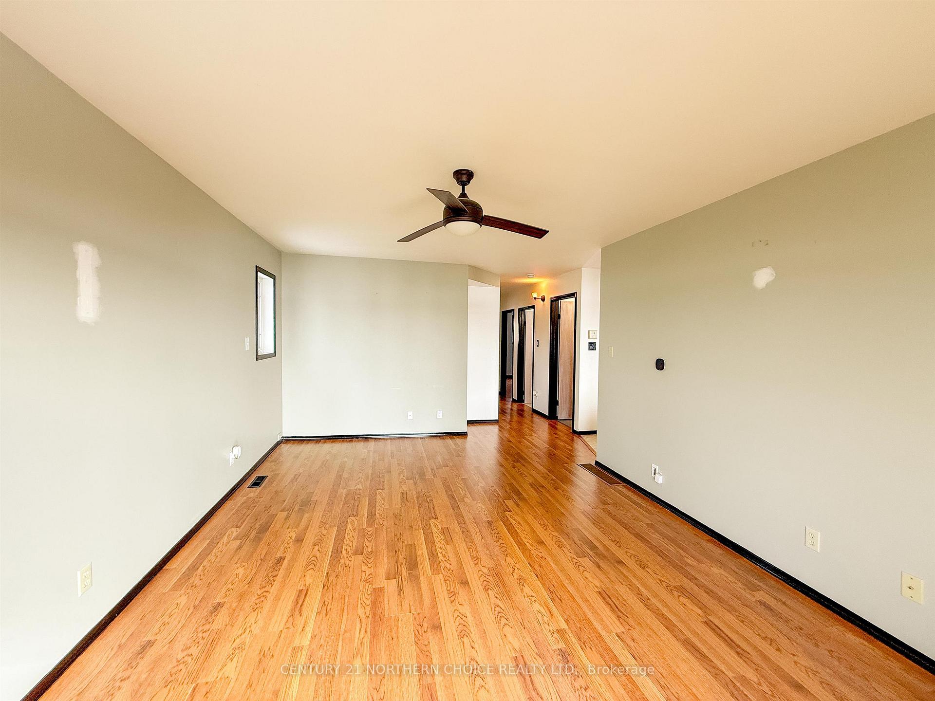 Photo 11 of 1414 Beach Road, Kenora, Keewatin — HOMEH