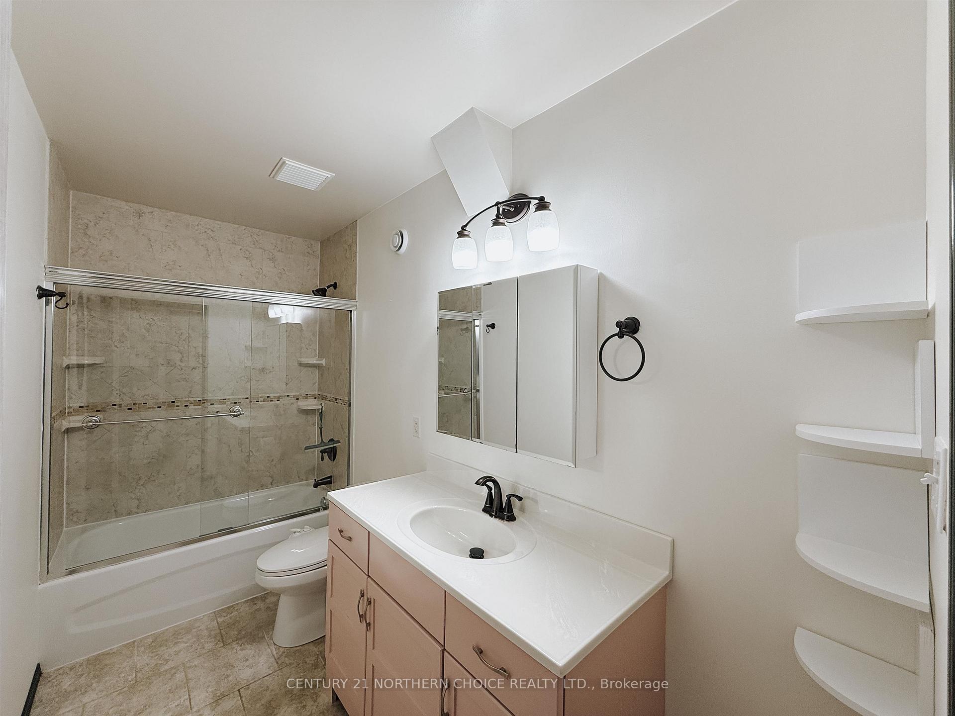 Photo 15 of 1414 Beach Road, Kenora, Keewatin — HOMEH