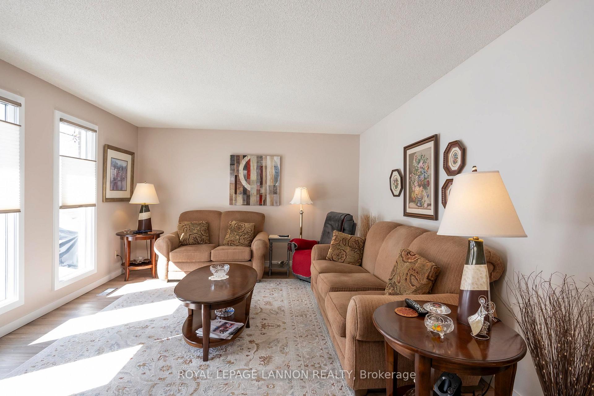 Photo 7 of 185 Fanshaw St., Thunder Bay, College Park — HOMEH