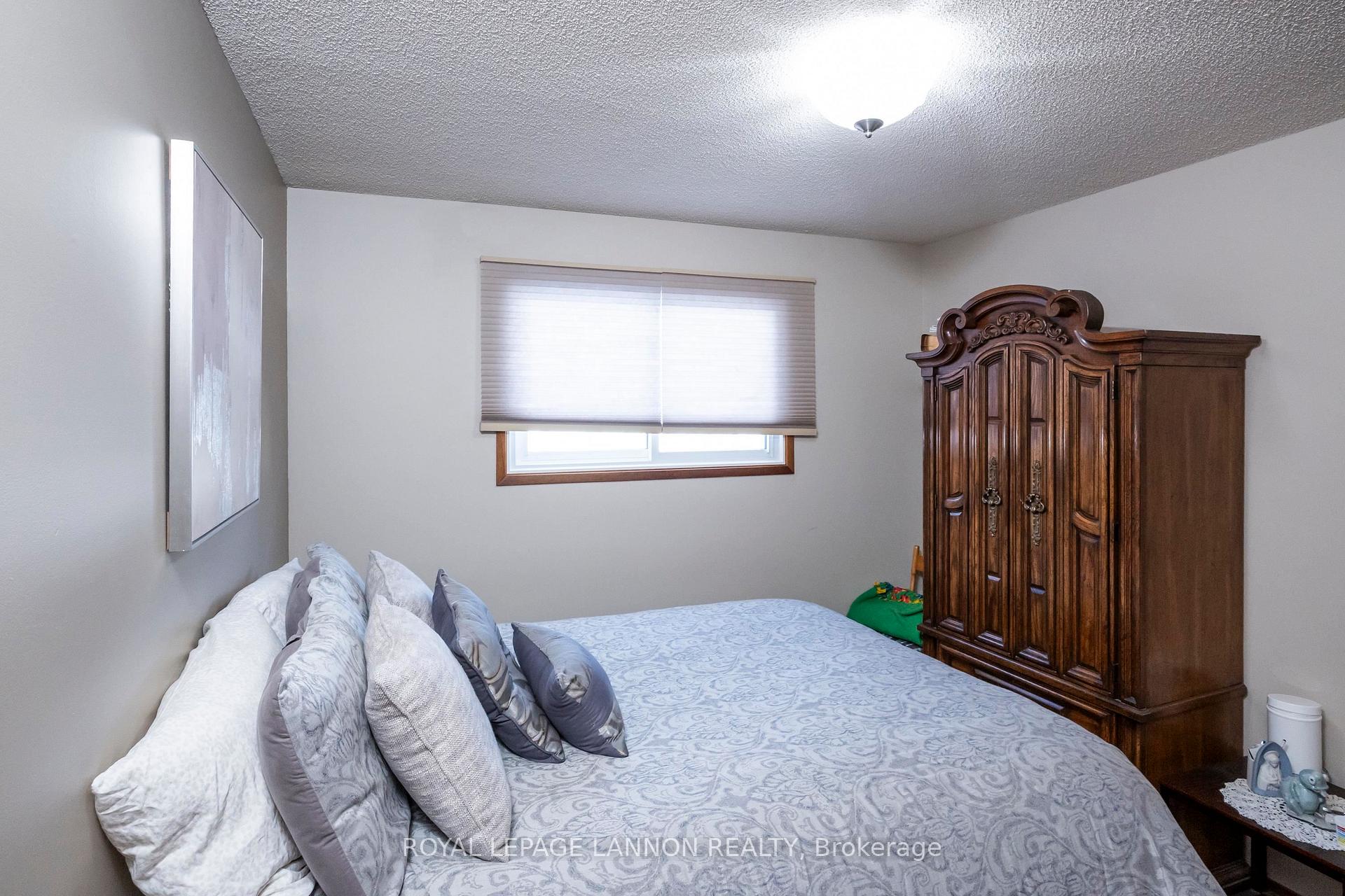 Photo 26 of 185 Fanshaw St., Thunder Bay, College Park — HOMEH