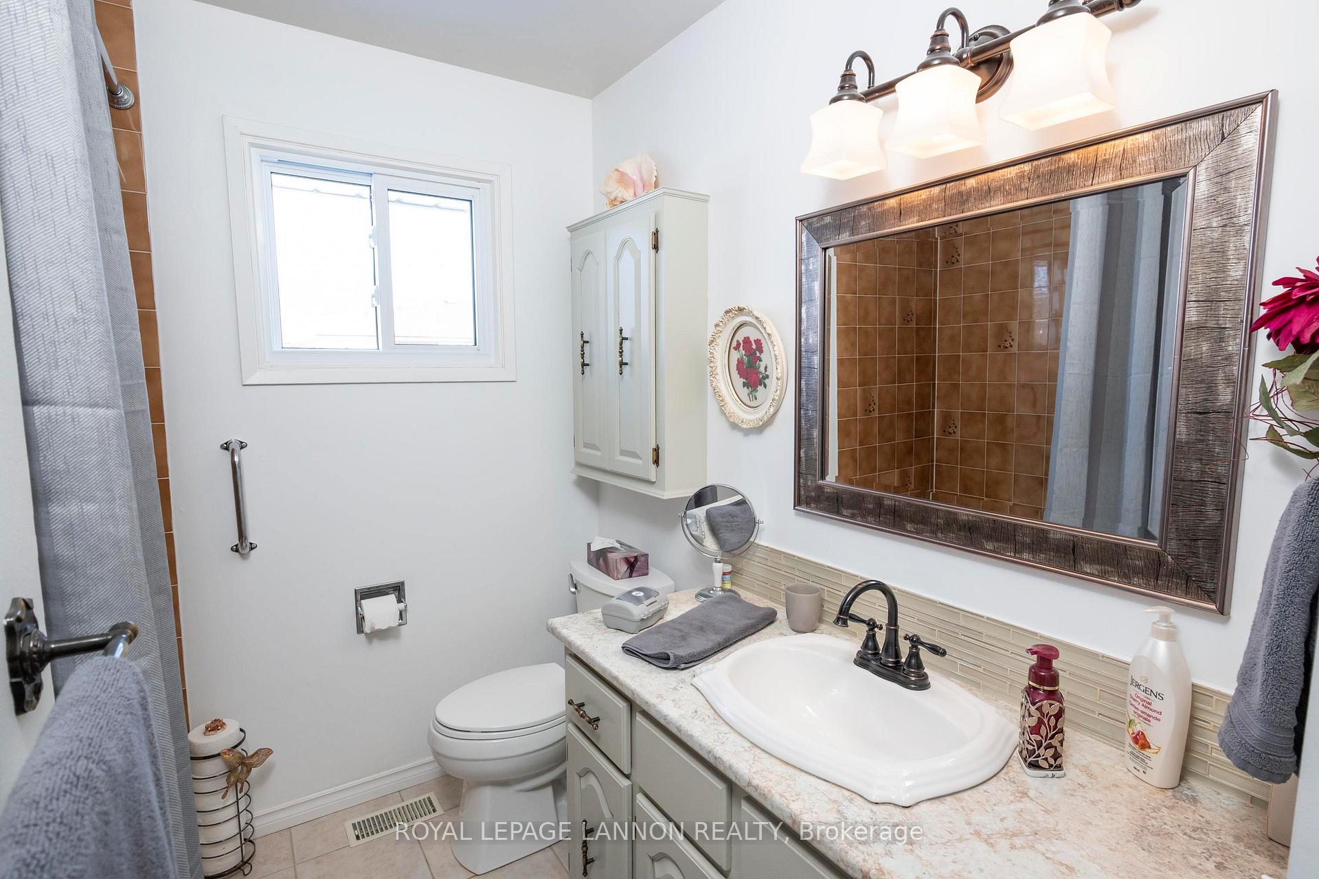 Photo 31 of 185 Fanshaw St., Thunder Bay, College Park — HOMEH