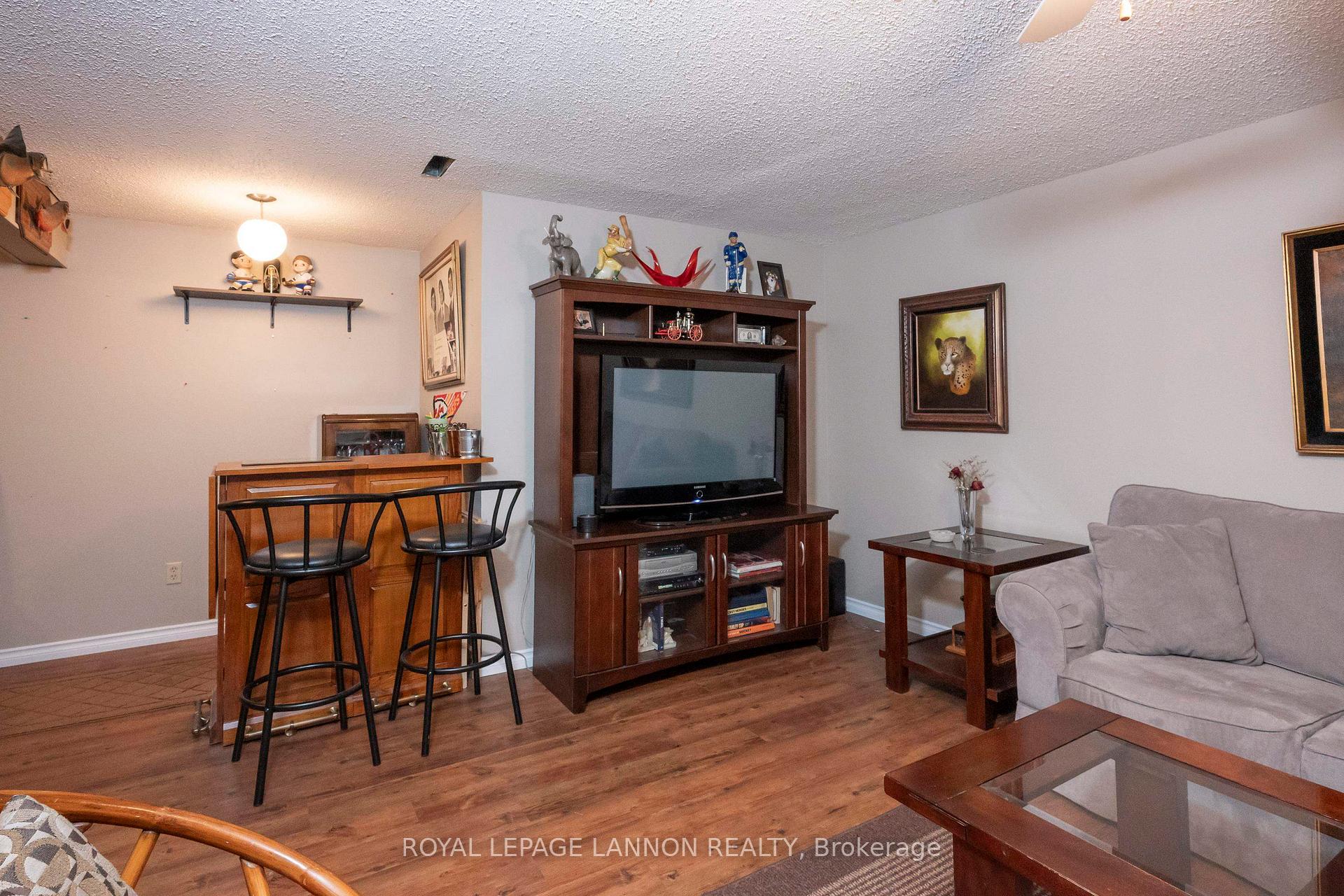 Photo 36 of 185 Fanshaw St., Thunder Bay, College Park — HOMEH