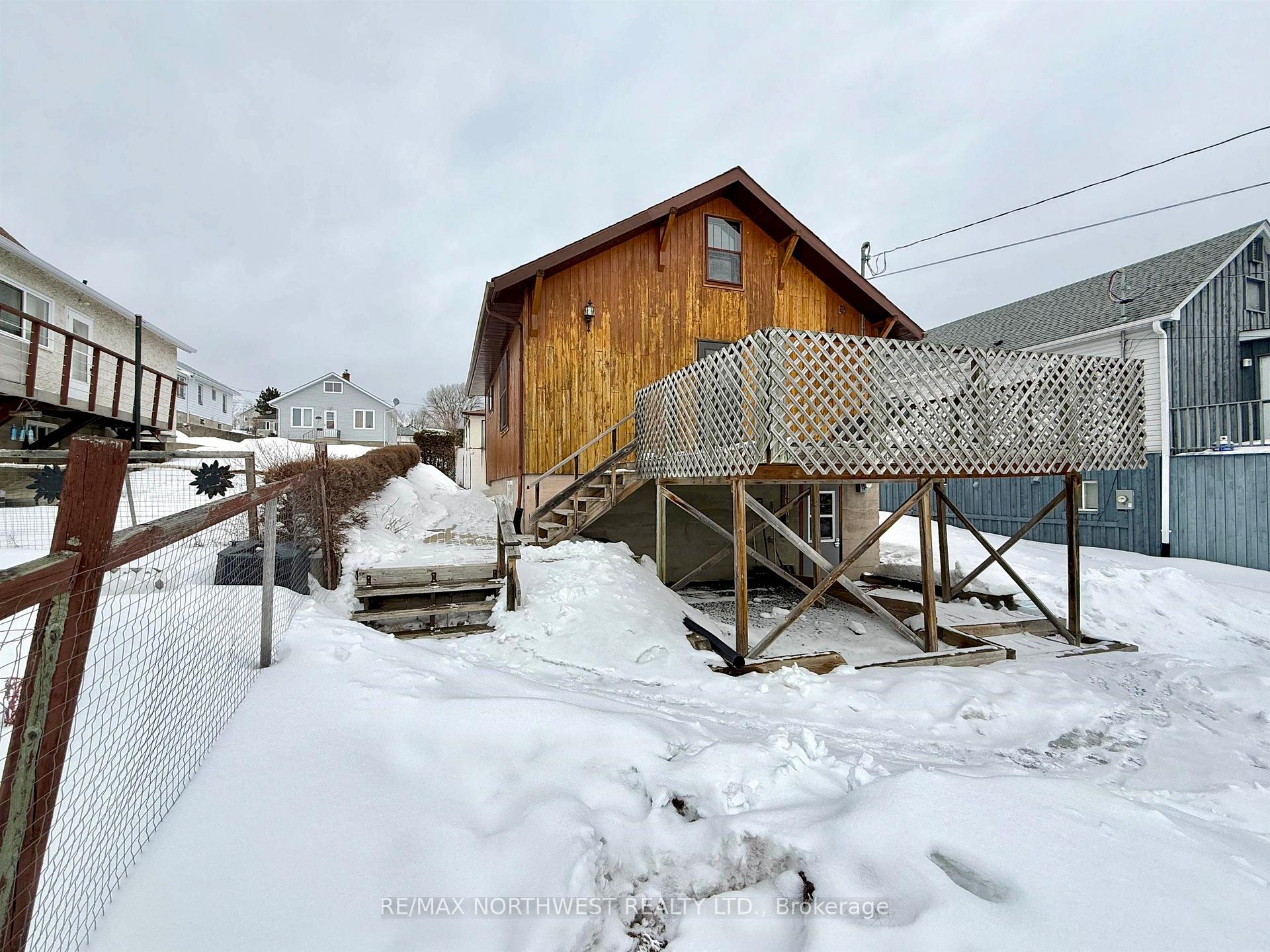 Photo 22 of 429 Fourth Street N, Kenora, North End — HOMEH