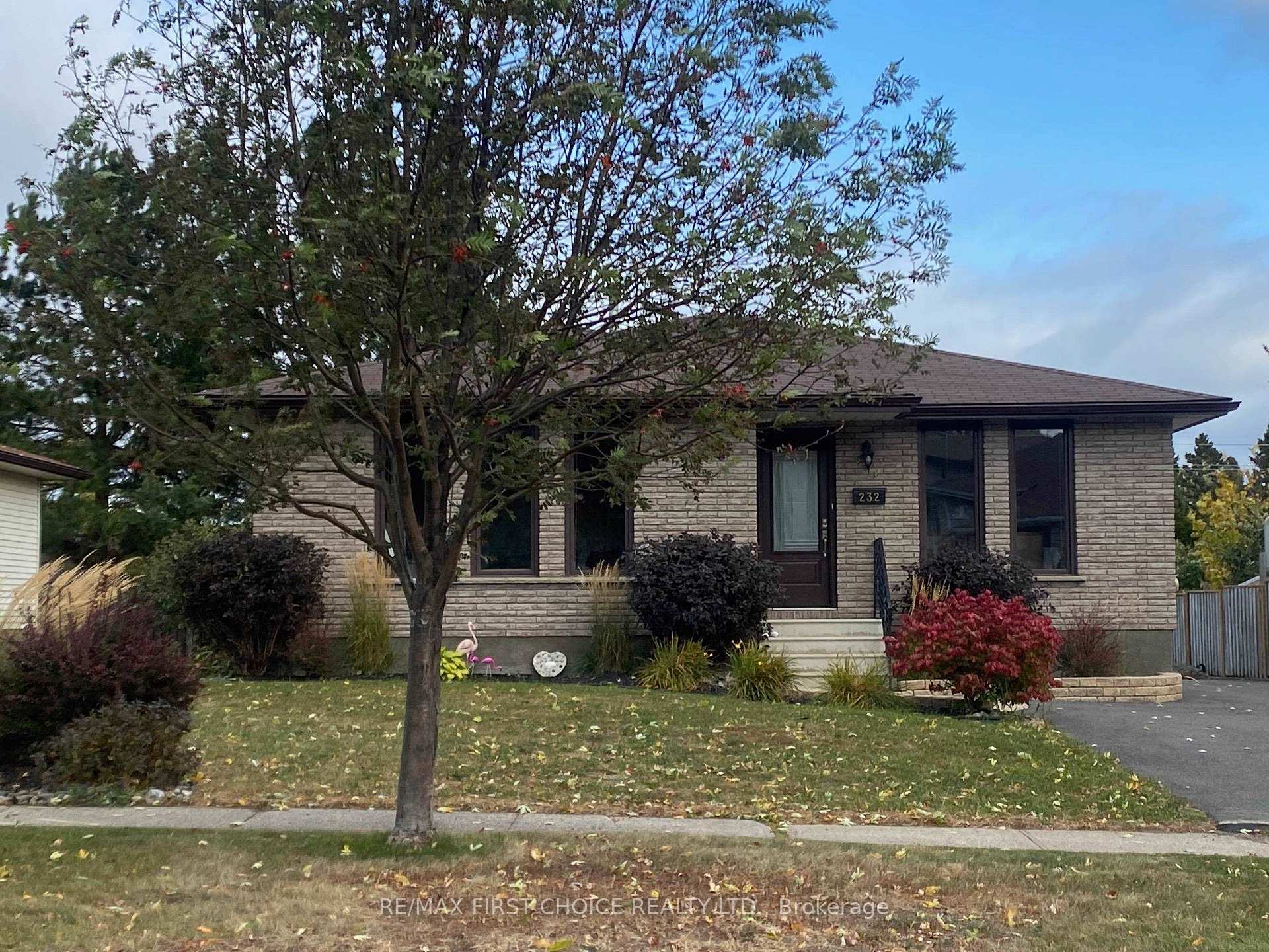 Photo 4 of 232 Downing Street, Thunder Bay, Dawson Heights — HOMEH