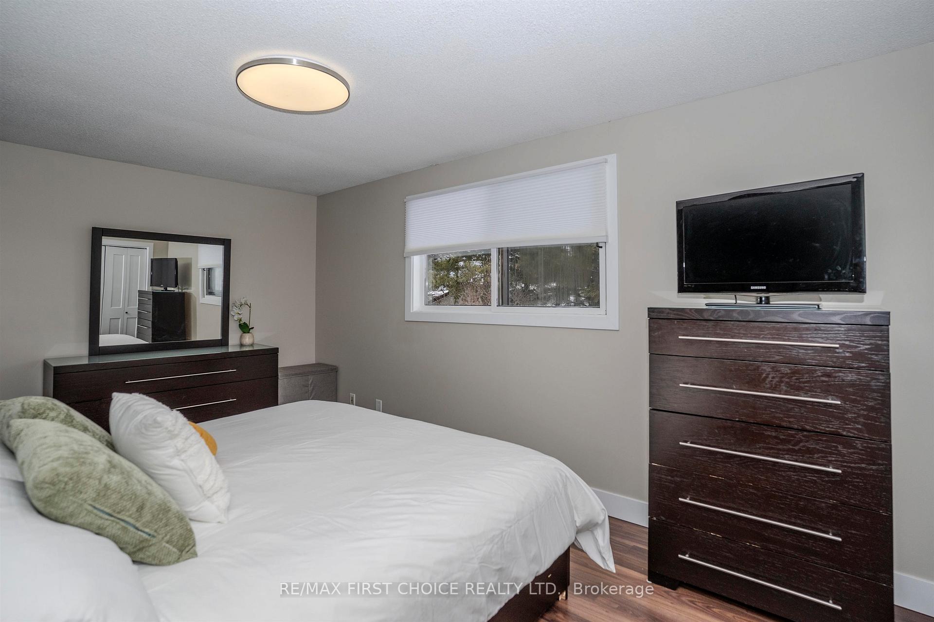Photo 14 of 232 Downing Street, Thunder Bay, Dawson Heights — HOMEH