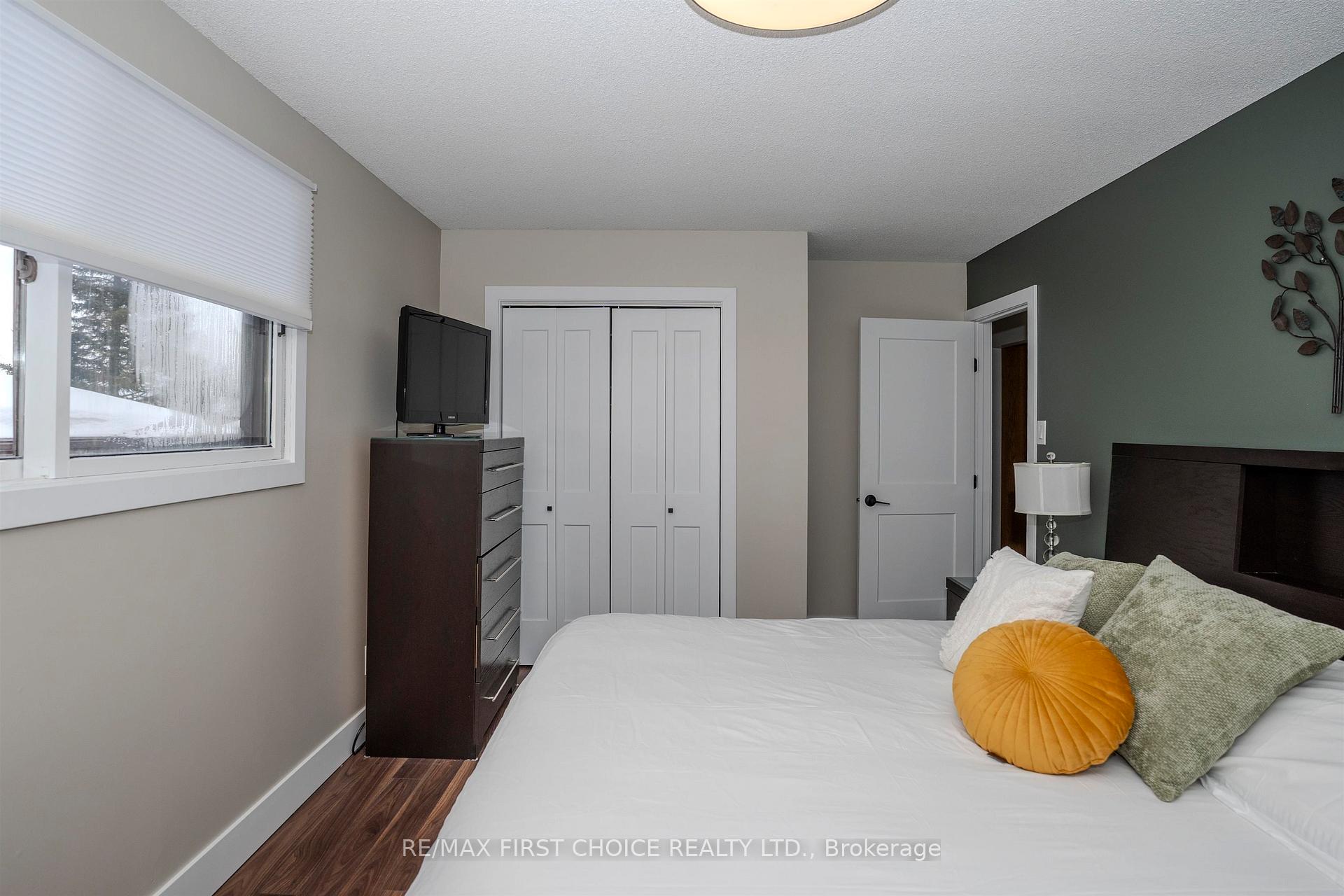 Photo 15 of 232 Downing Street, Thunder Bay, Dawson Heights — HOMEH