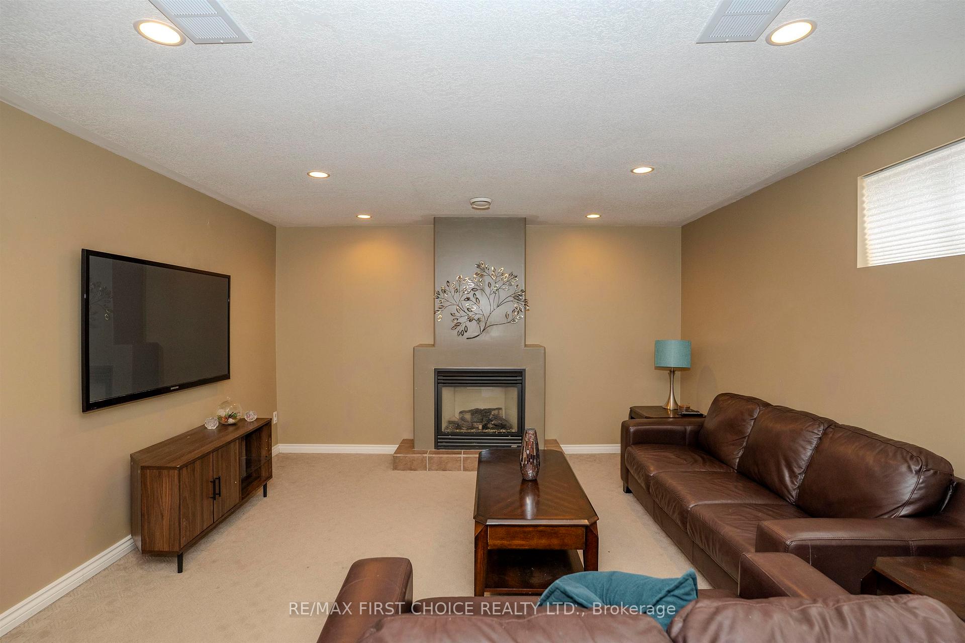 Photo 29 of 232 Downing Street, Thunder Bay, Dawson Heights — HOMEH