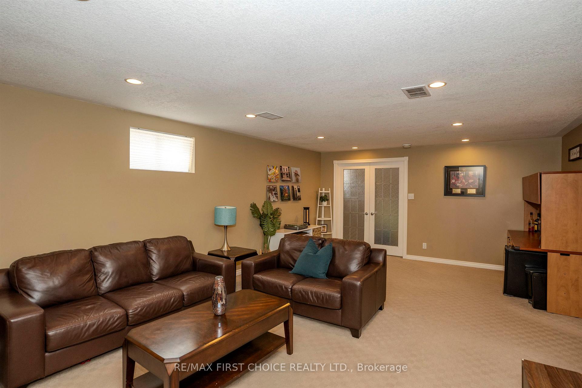 Photo 35 of 232 Downing Street, Thunder Bay, Dawson Heights — HOMEH