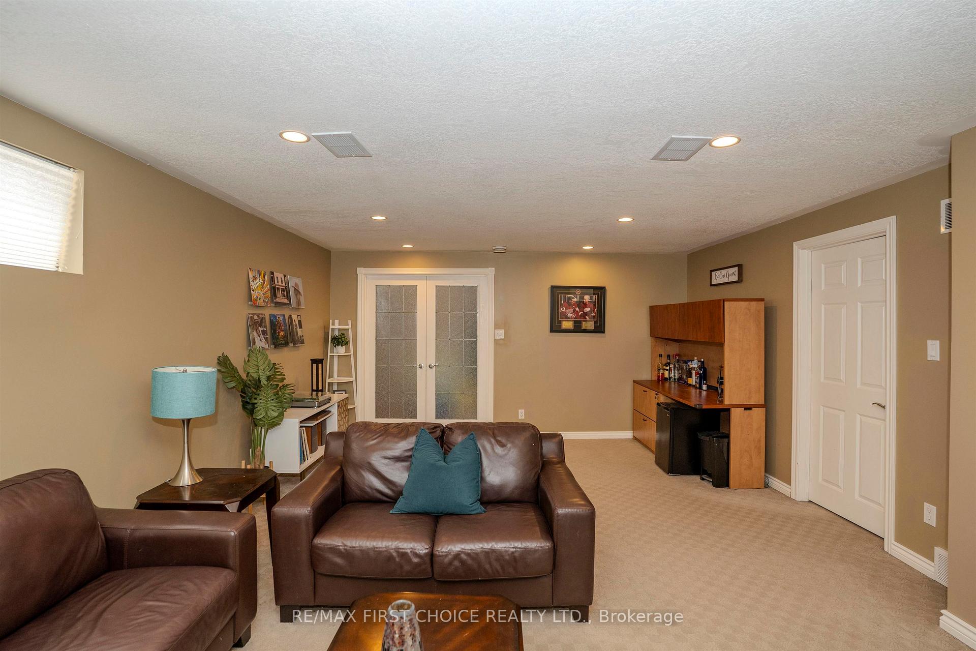 Photo 36 of 232 Downing Street, Thunder Bay, Dawson Heights — HOMEH