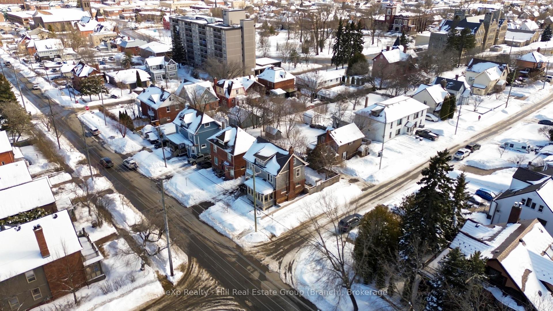 Photo 43 of 385 Van Norman Street, Thunder Bay, College Heights — HOMEH