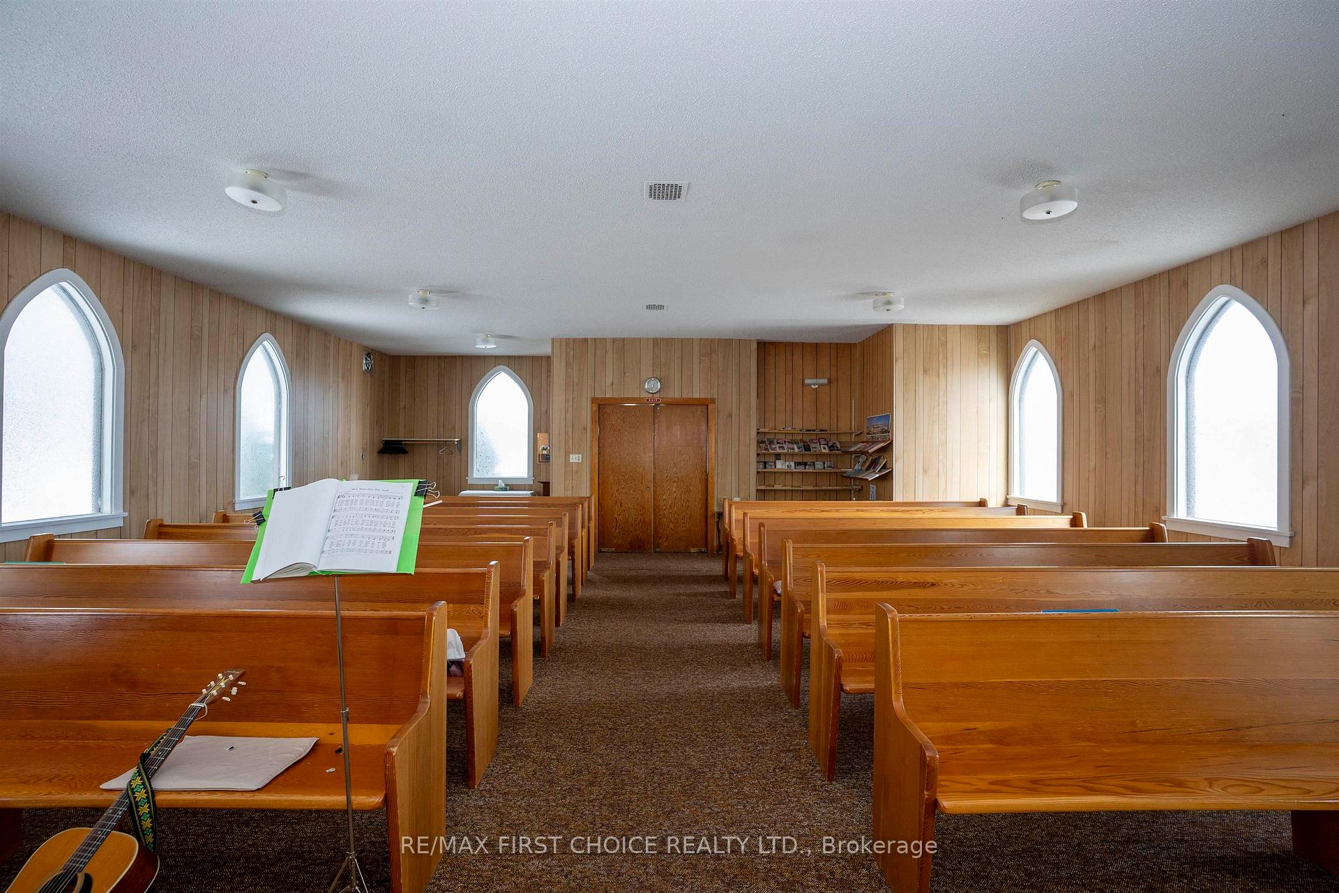Photo 5 of 647 John Street, Thunder Bay, West End — HOMEH