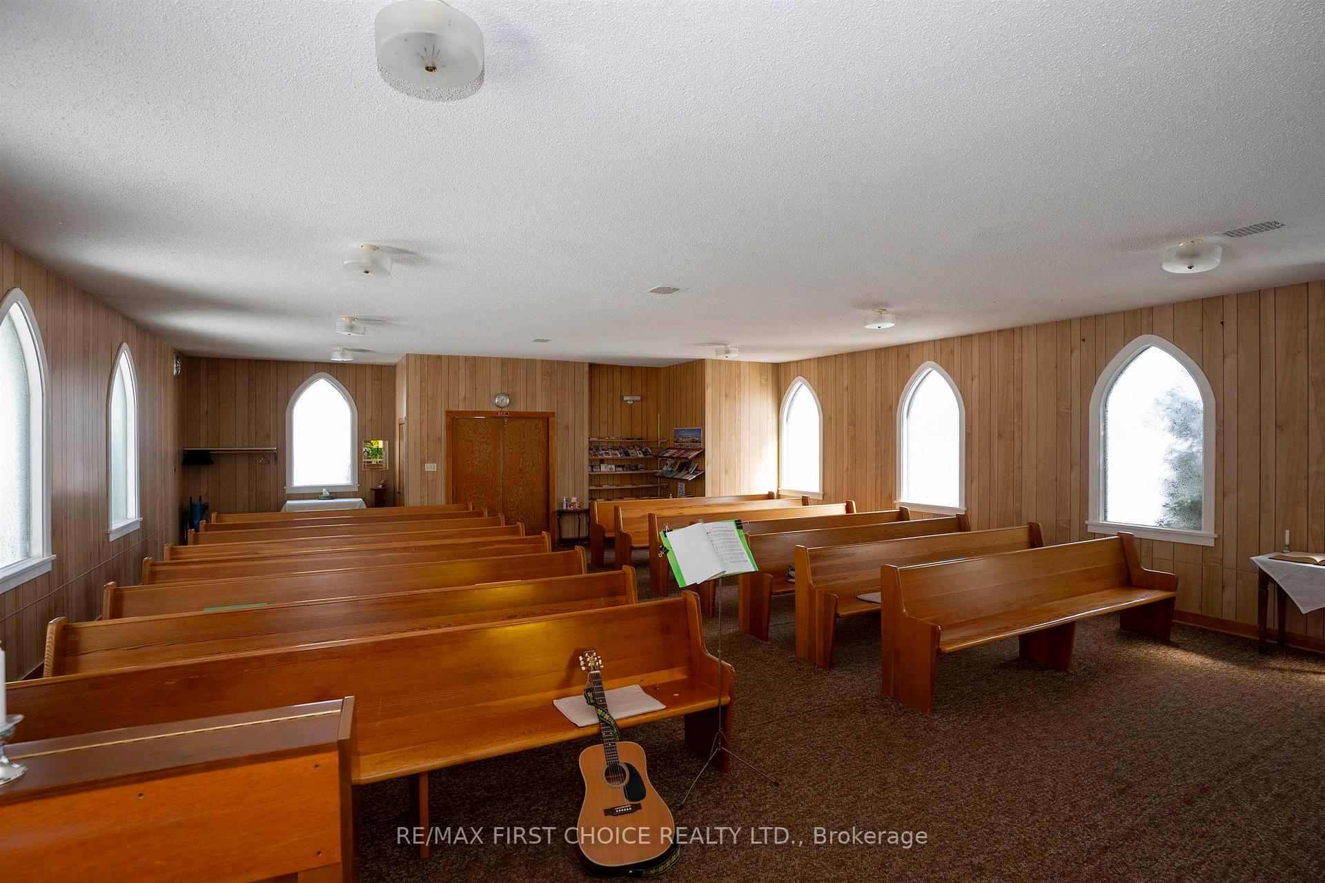 Photo 13 of 647 John Street, Thunder Bay, West End — HOMEH