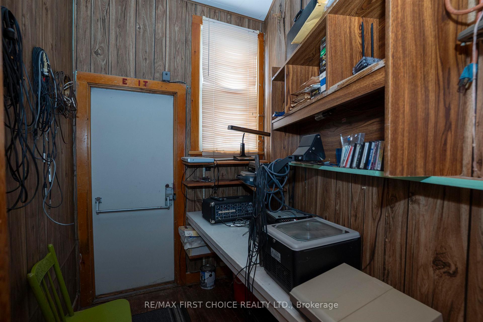 Photo 27 of 647 John Street, Thunder Bay, West End — HOMEH