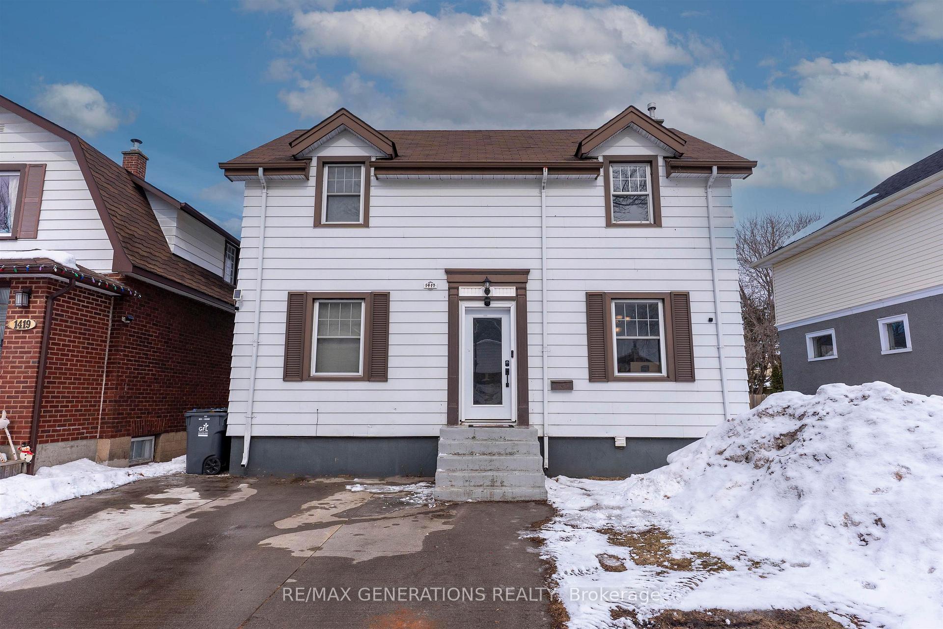 Photo 2 of 1417 Hamilton Avenue, Thunder Bay, Hyde Park — HOMEH