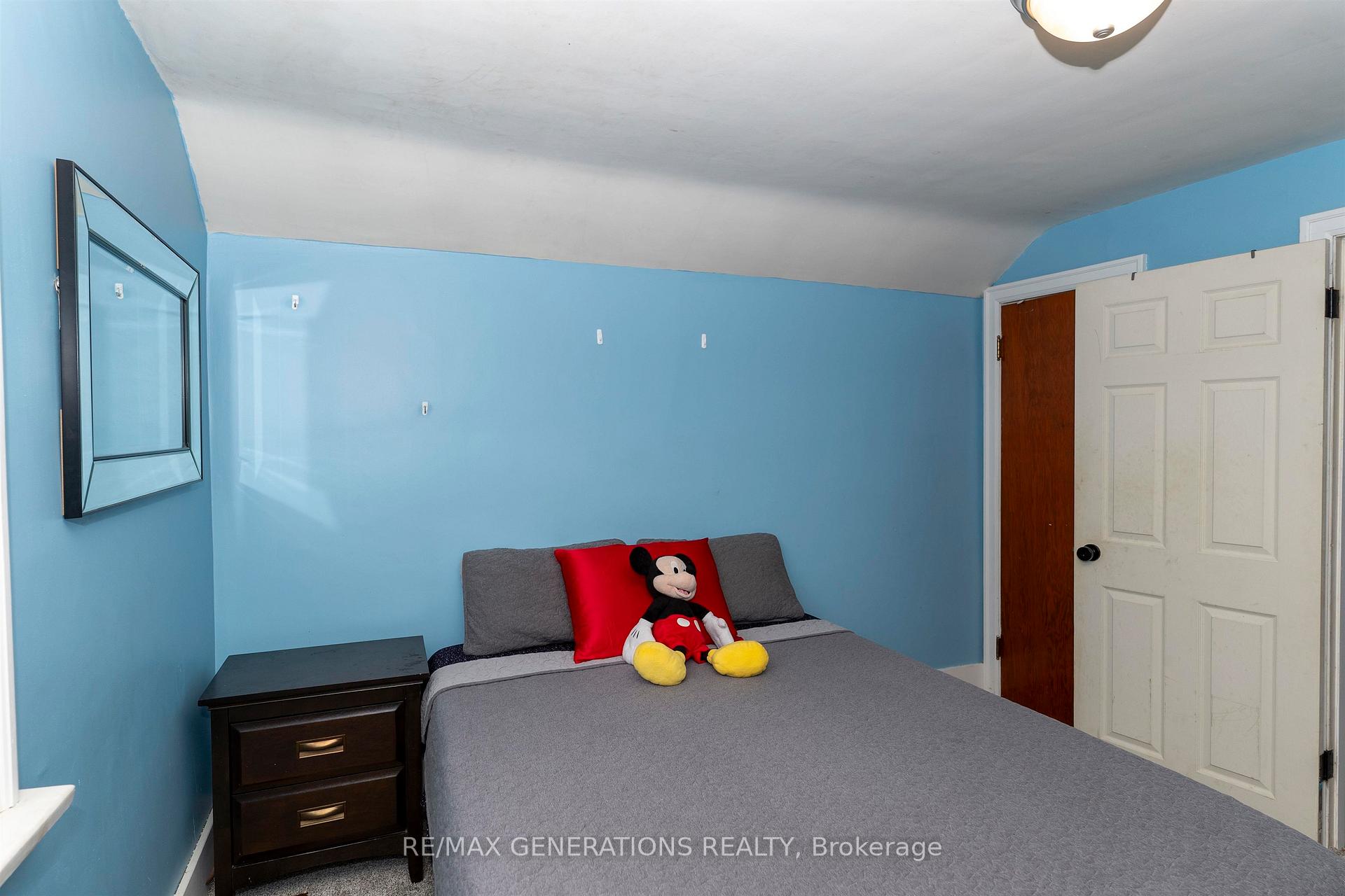 Photo 22 of 1417 Hamilton Avenue, Thunder Bay, Hyde Park — HOMEH
