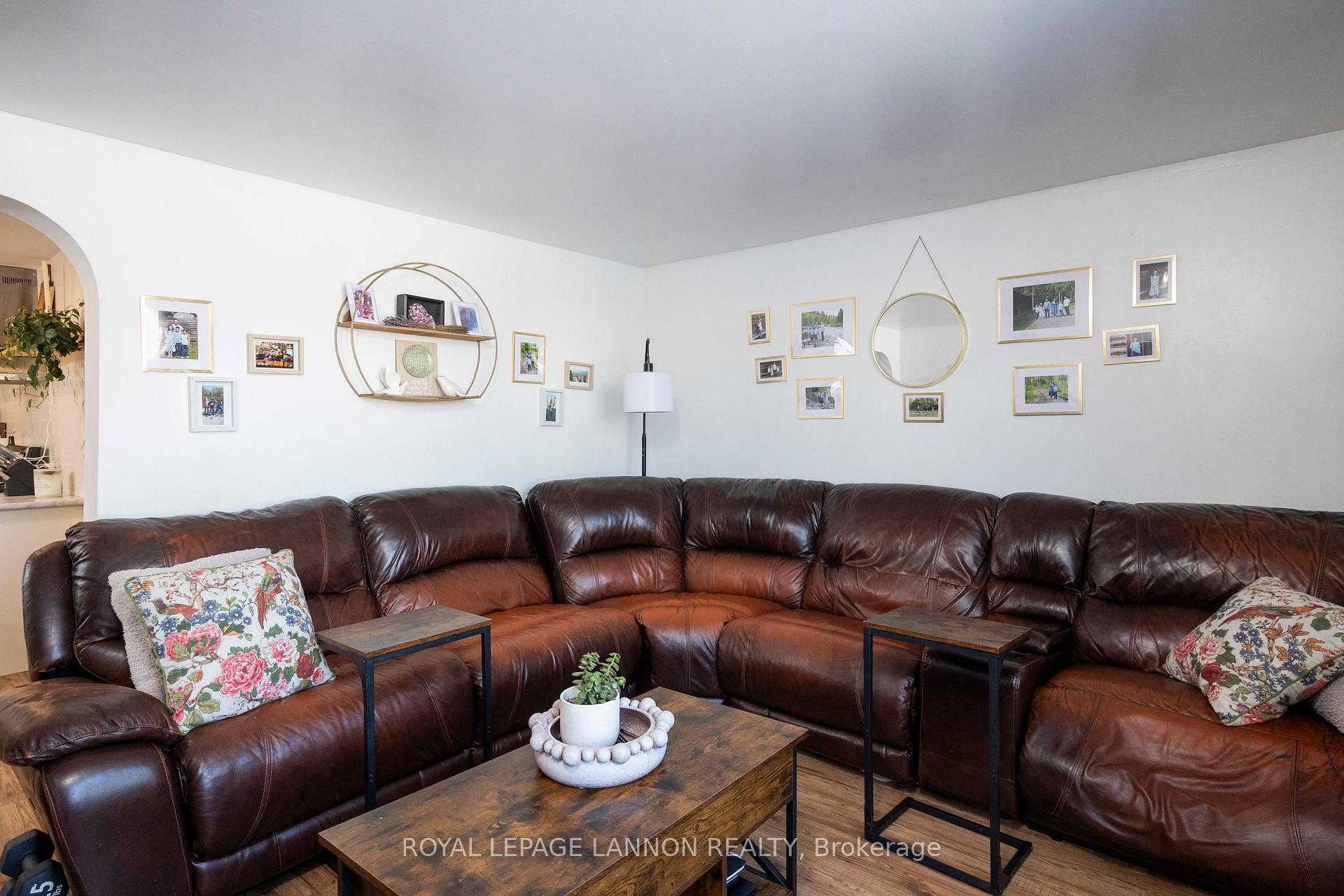 Photo 2 of 415 Archibald Street S, Thunder Bay, Hyde Park — HOMEH