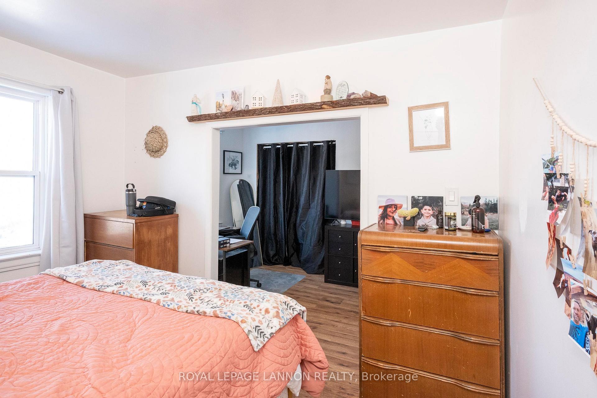 Photo 18 of 415 Archibald Street S, Thunder Bay, Hyde Park — HOMEH