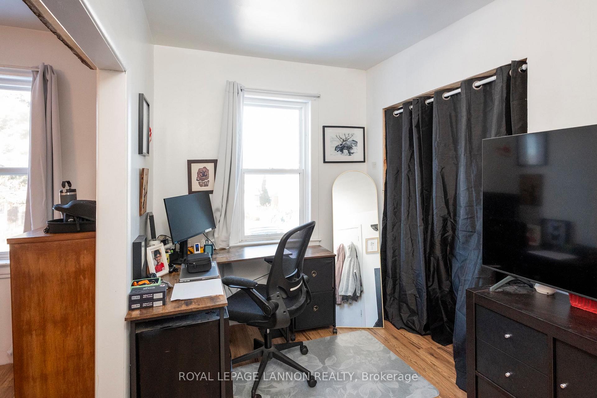 Photo 26 of 415 Archibald Street S, Thunder Bay, Hyde Park — HOMEH