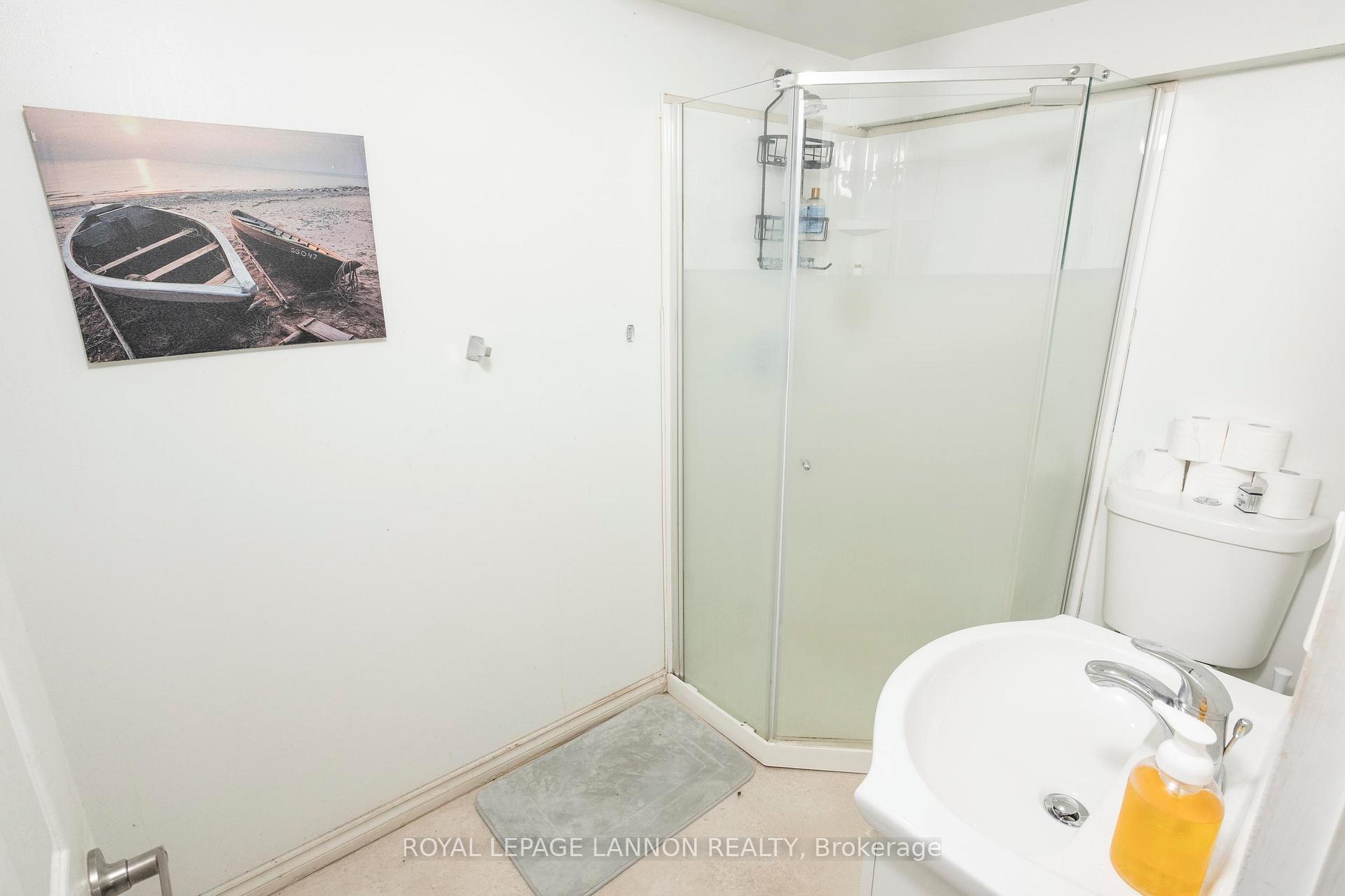 Photo 32 of 415 Archibald Street S, Thunder Bay, Hyde Park — HOMEH