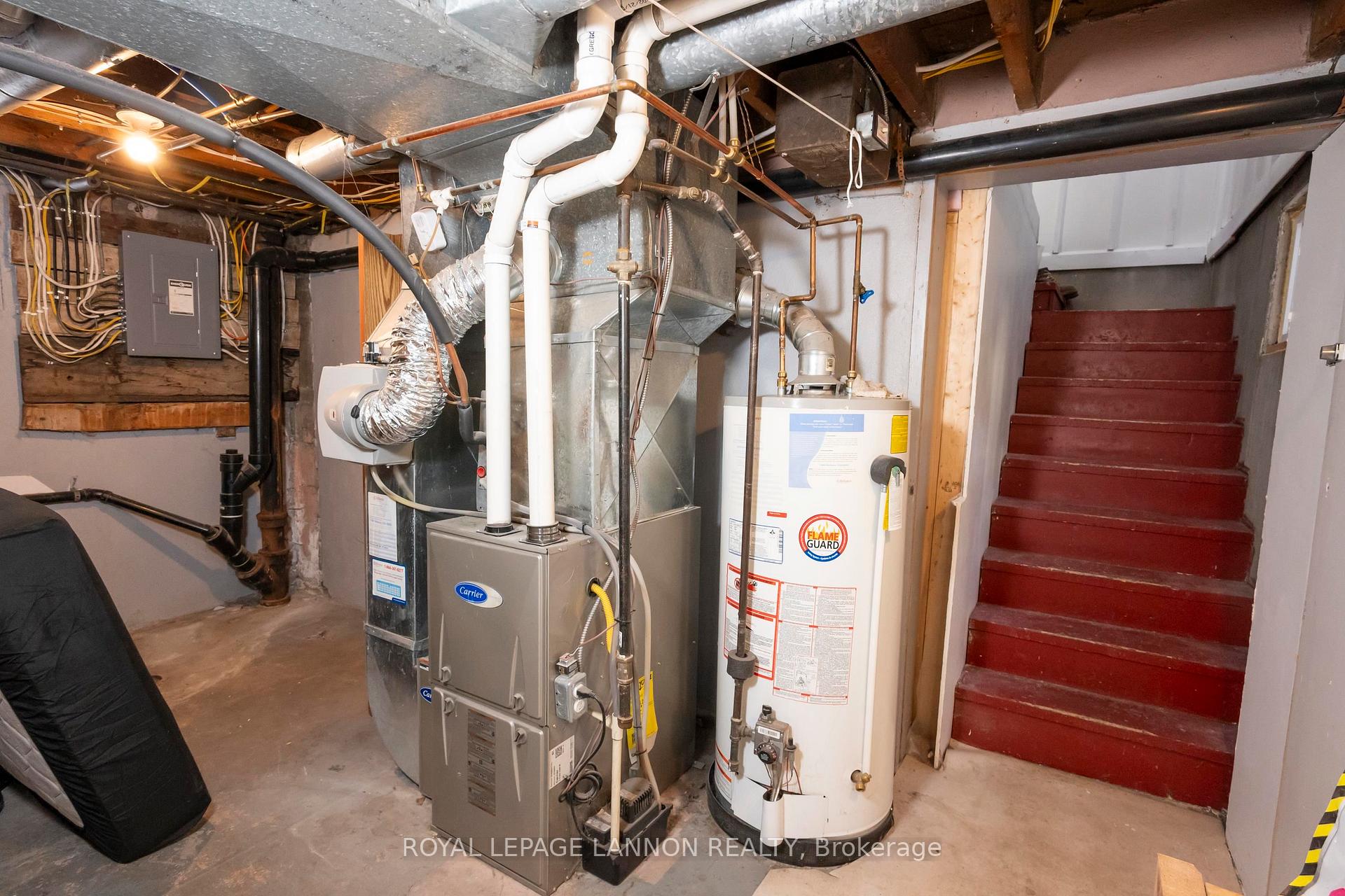 Photo 40 of 415 Archibald Street S, Thunder Bay, Hyde Park — HOMEH