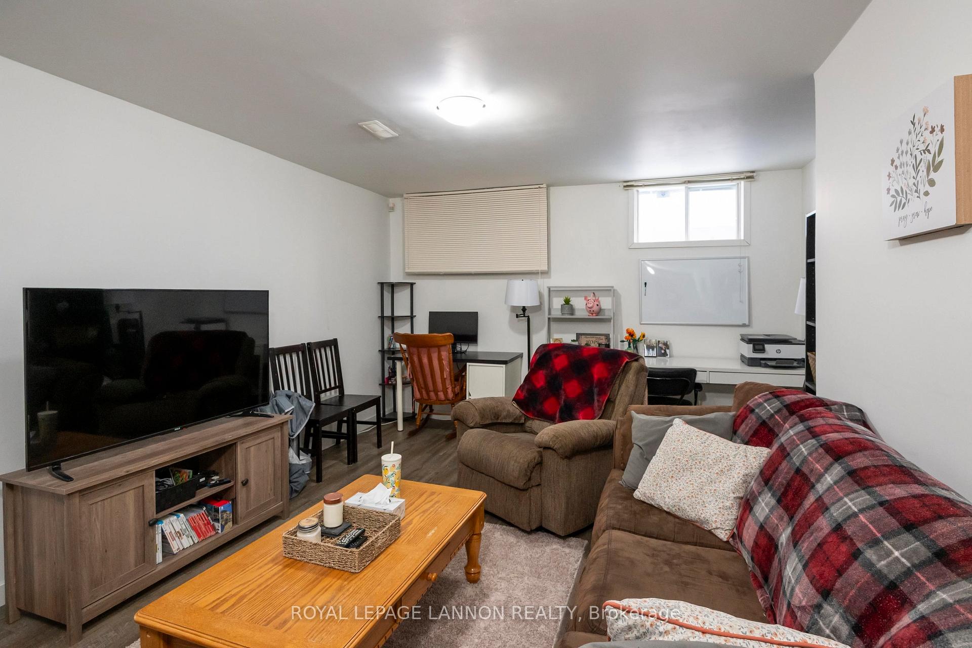 Photo 23 of 131 Carl Avenue, Thunder Bay, John Street North — HOMEH