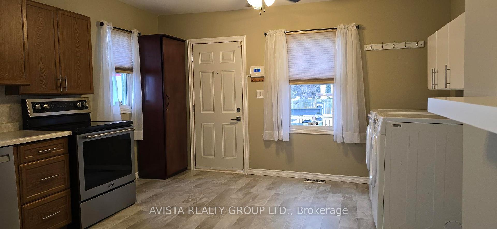 Photo 12 of 211 McCulloch St, Thunder Bay, Court / Cumberland — HOMEH