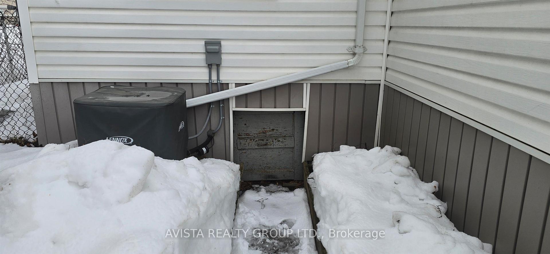 Photo 21 of 211 McCulloch St, Thunder Bay, Court / Cumberland — HOMEH