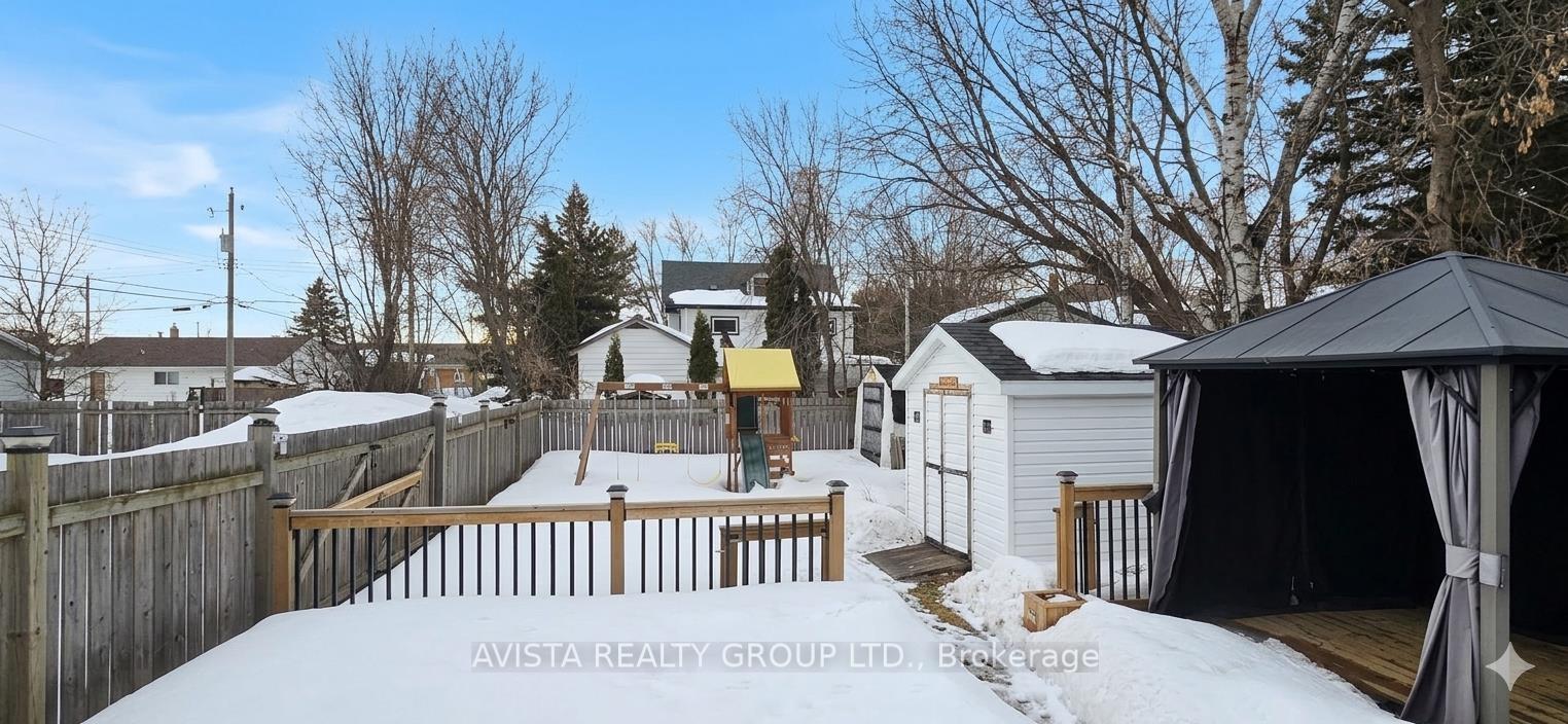 Photo 24 of 211 McCulloch St, Thunder Bay, Court / Cumberland — HOMEH