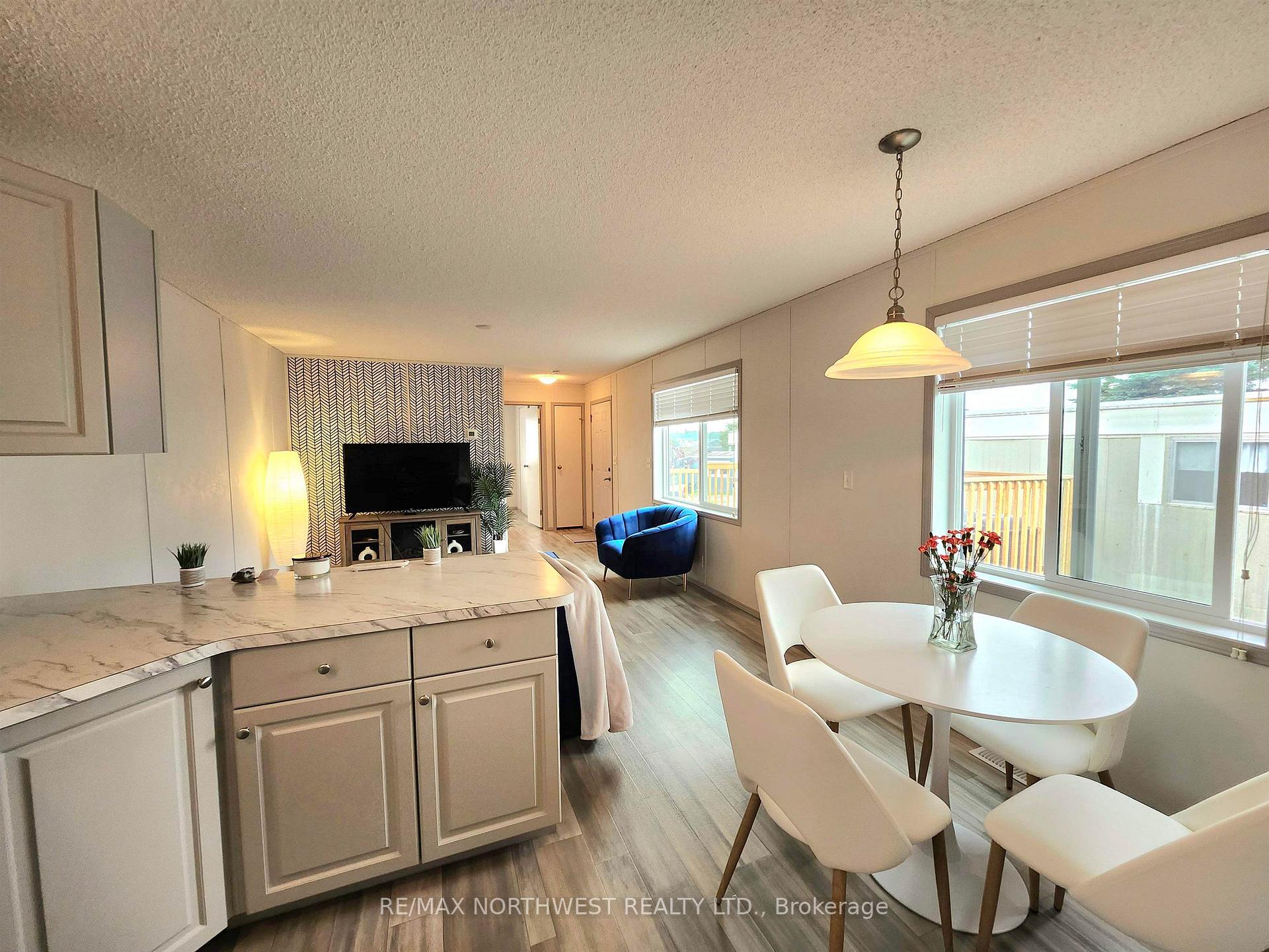 Photo 6 of 68 - 478 Rabbit Lake Road, Kenora, Rabbit Lake — HOMEH