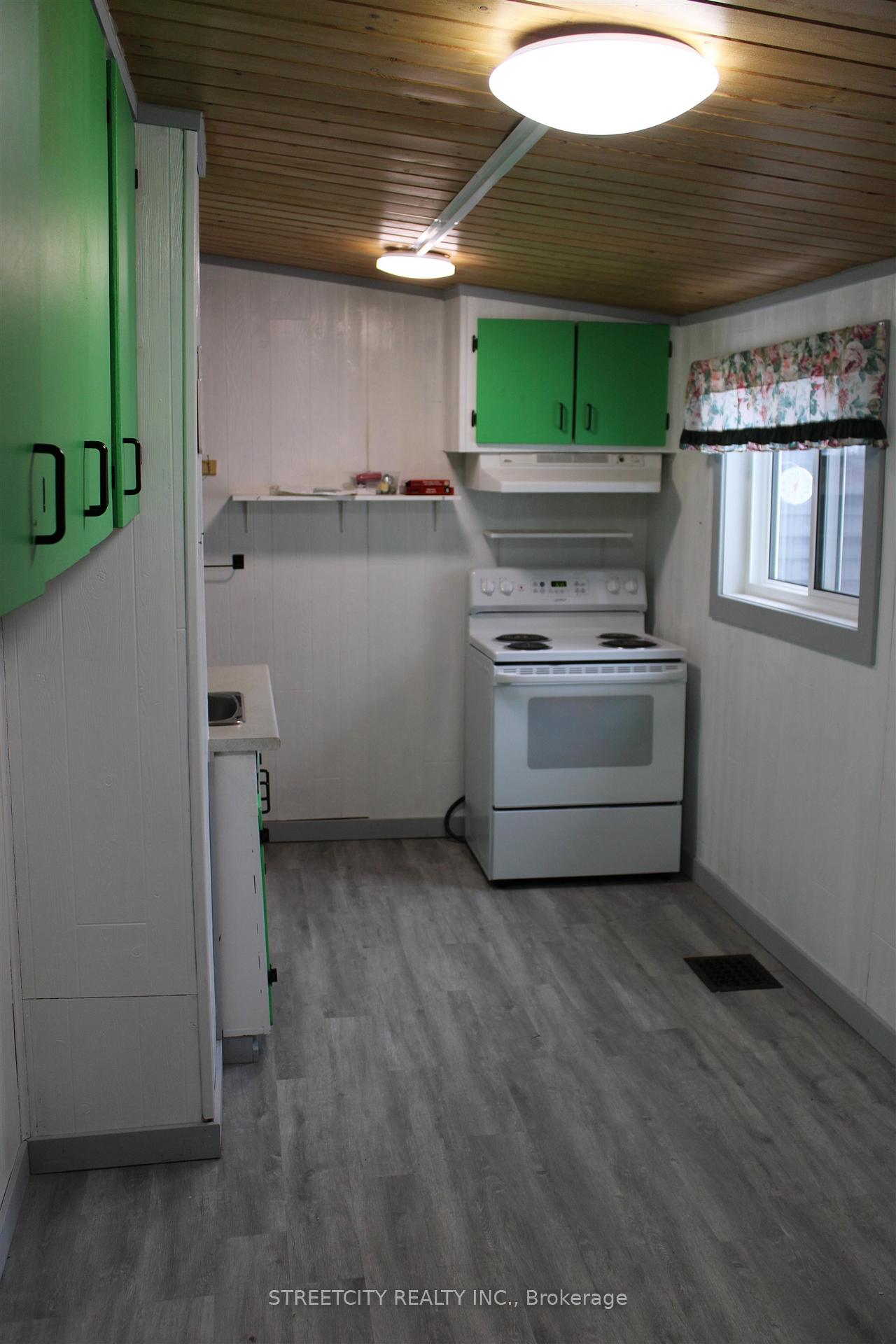 Photo 5 of 267 Brock St W, Thunder Bay, Westfort — HOMEH