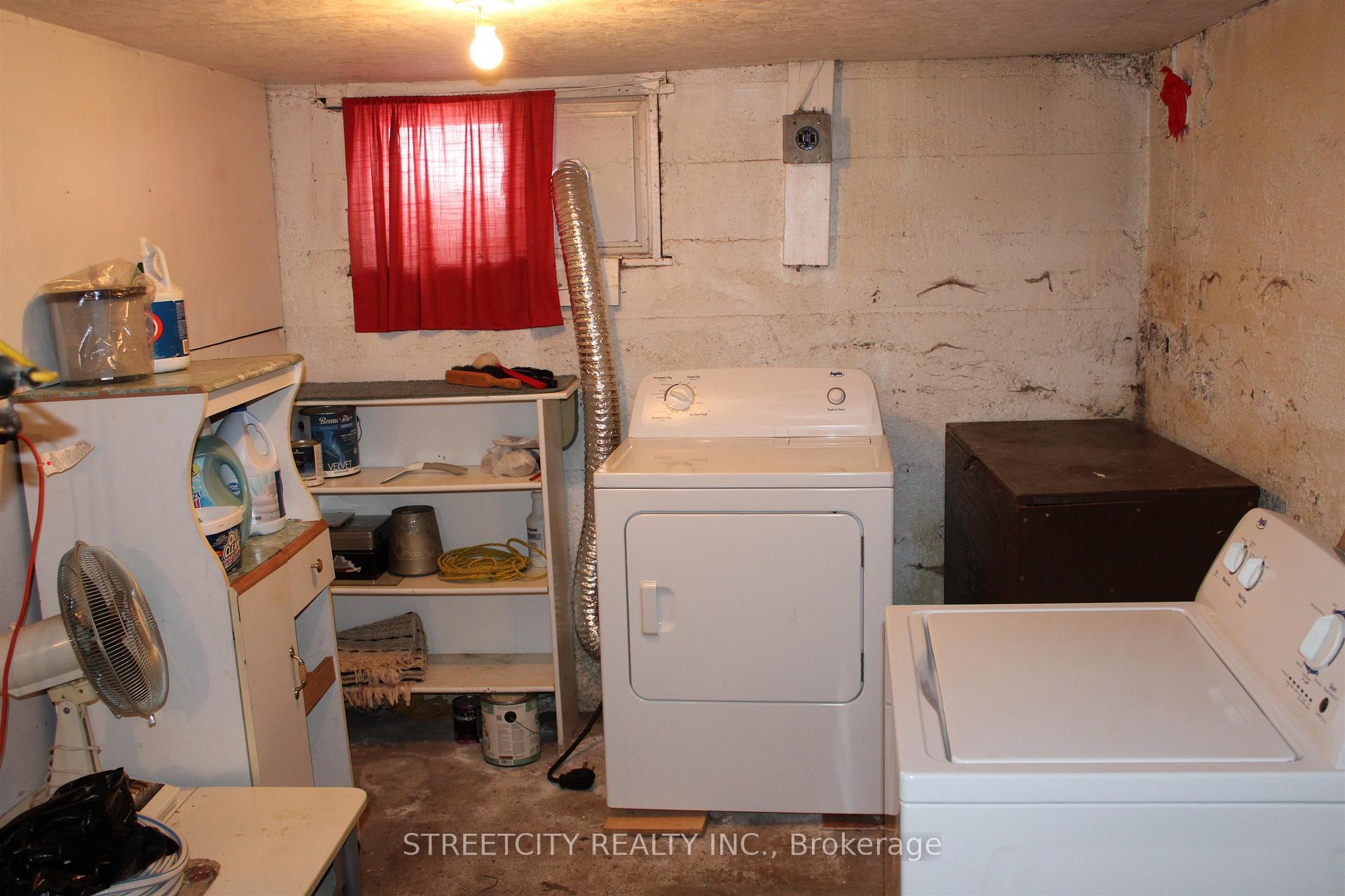 Photo 21 of 267 Brock St W, Thunder Bay, Westfort — HOMEH