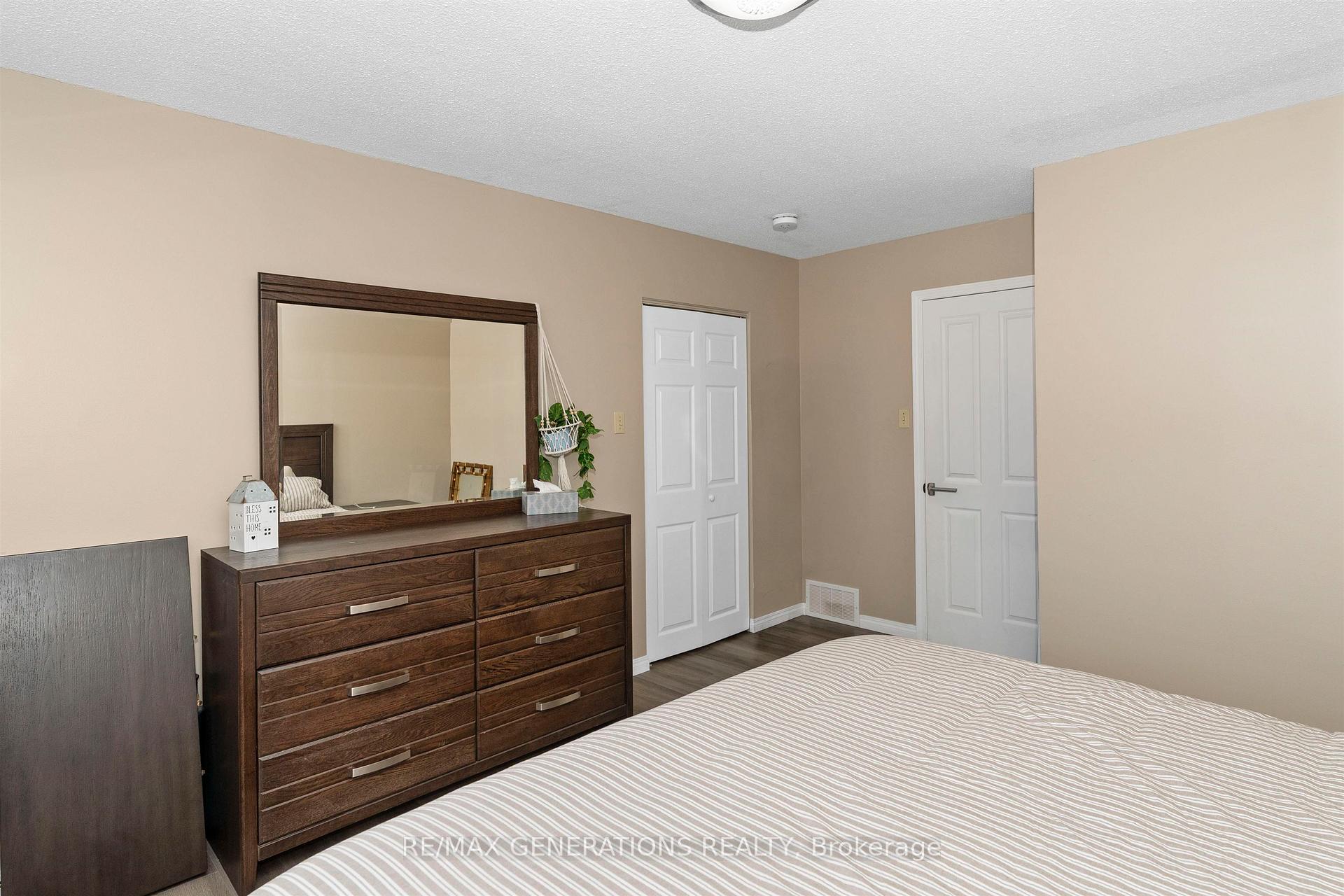 Photo 14 of 153 Fairbank Crescent, Thunder Bay, River Terrace — HOMEH