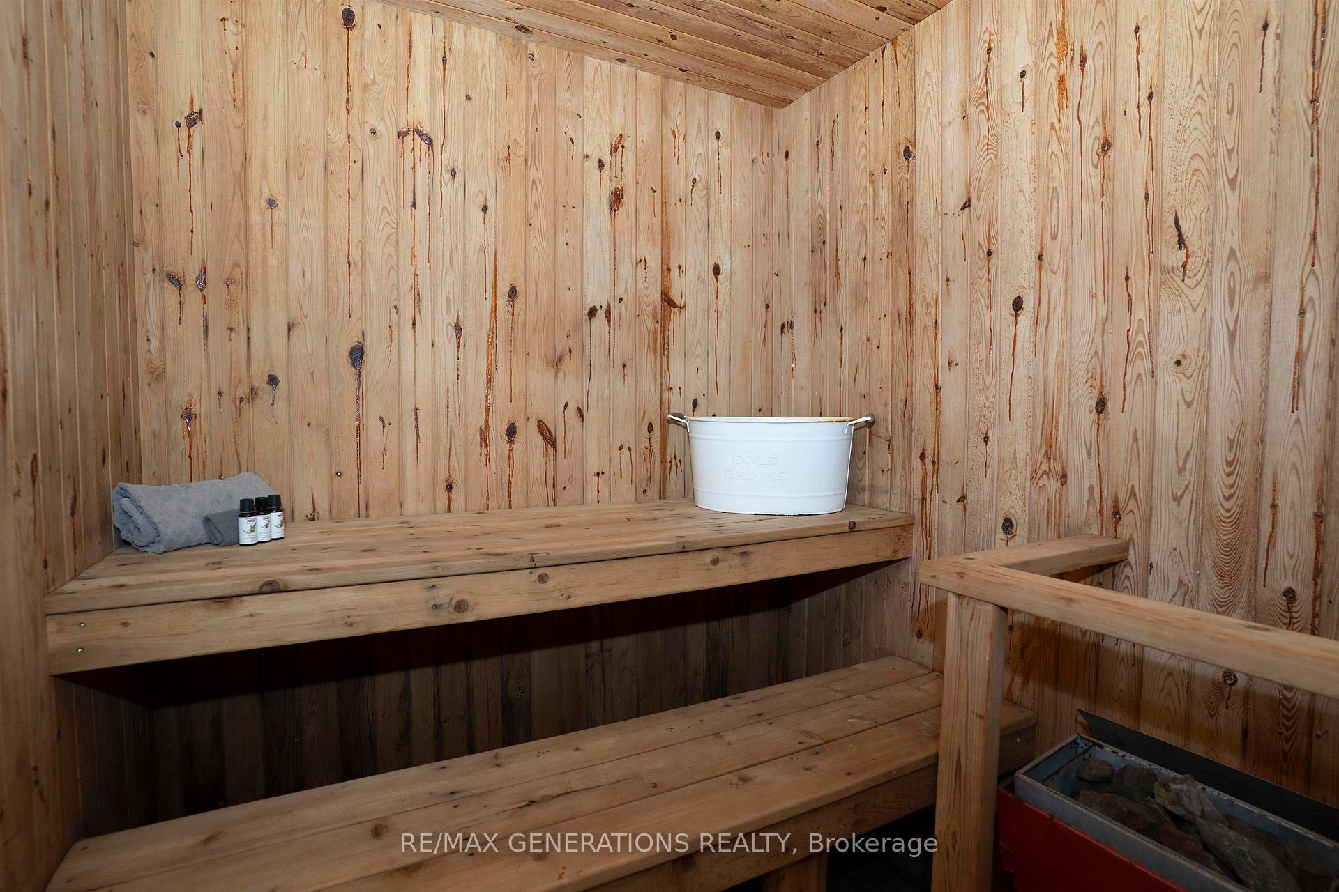 Photo 20 of 153 Fairbank Crescent, Thunder Bay, River Terrace — HOMEH