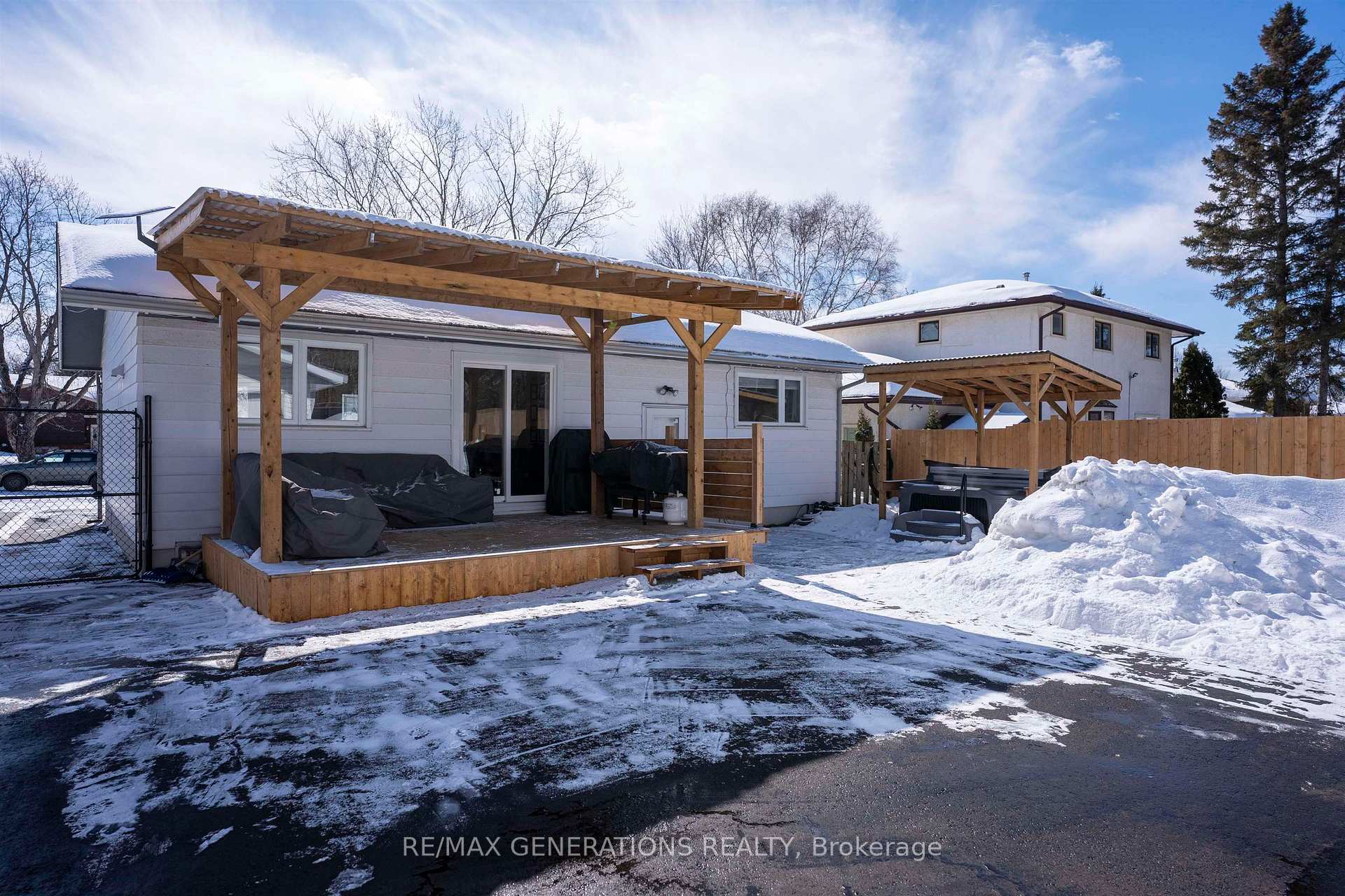 Photo 25 of 153 Fairbank Crescent, Thunder Bay, River Terrace — HOMEH