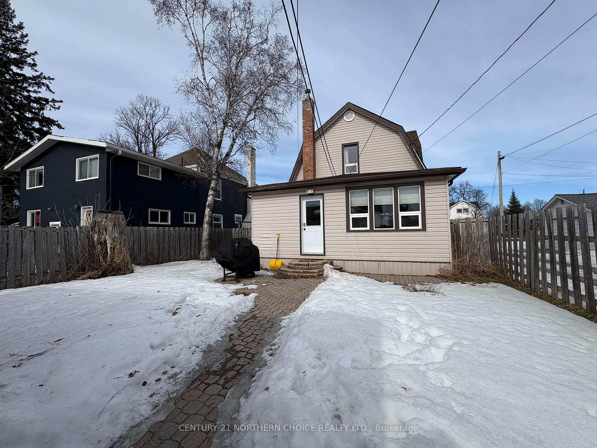 Photo 35 of 429 Second Street E, Fort Frances — HOMEH