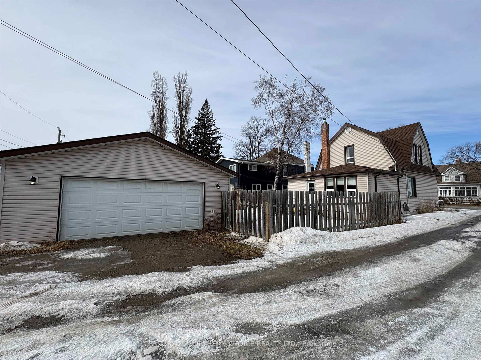 Photo 42 of 429 Second Street E, Fort Frances — HOMEH