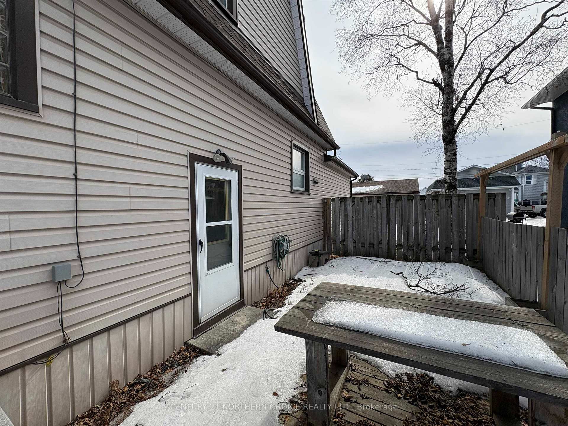 Photo 43 of 429 Second Street E, Fort Frances — HOMEH