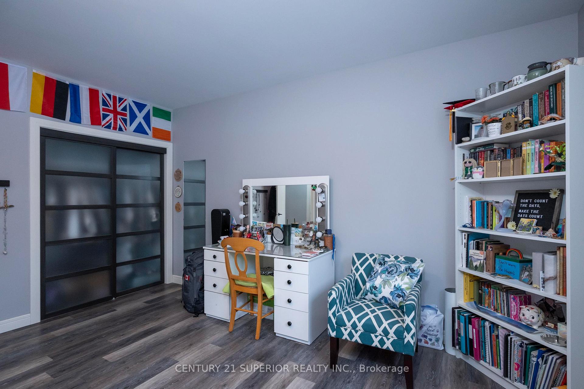 Photo 31 of 1944 Rosslyn Road, Thunder Bay, Rosslyn Road — HOMEH