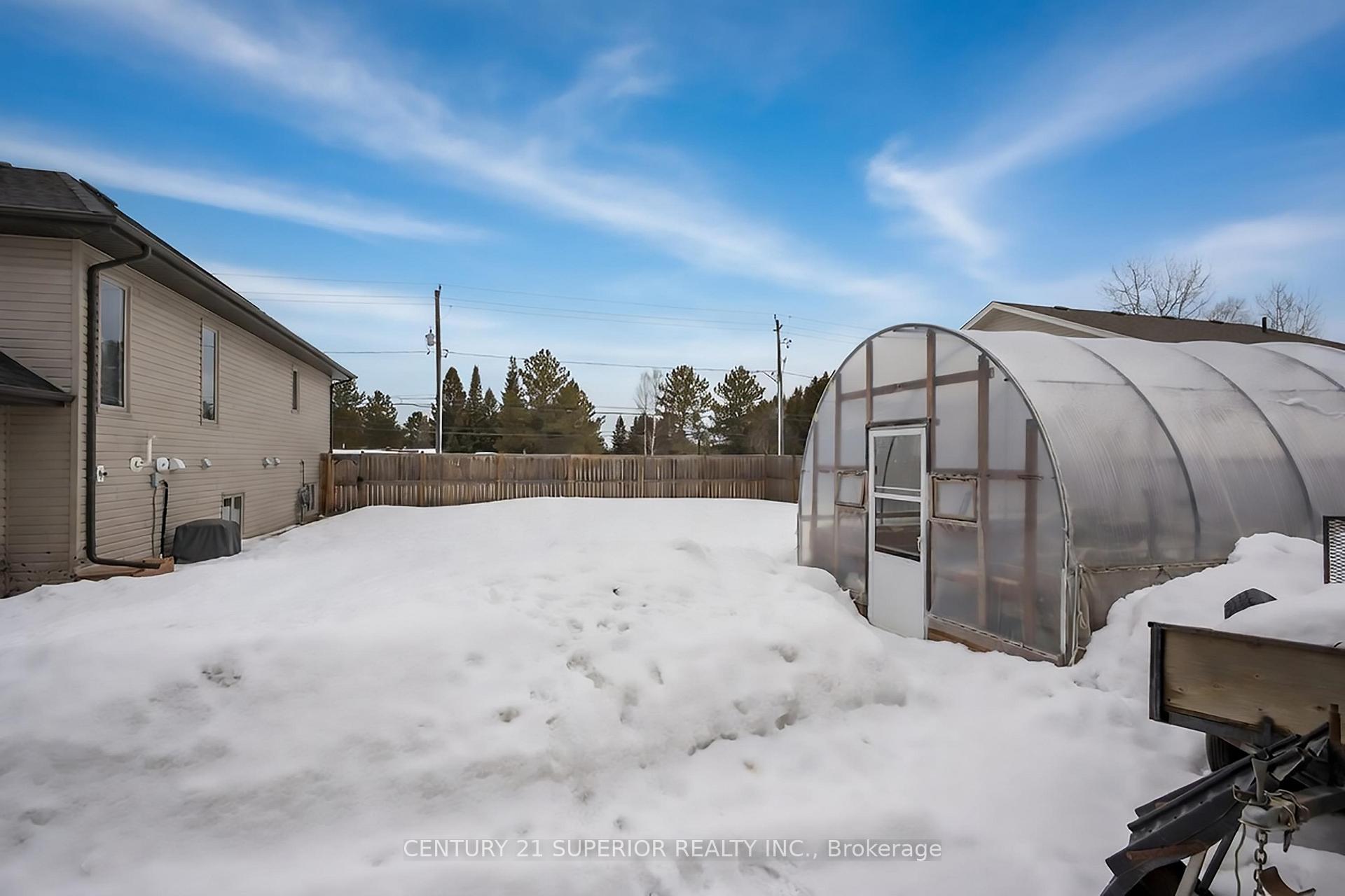 Photo 45 of 1944 Rosslyn Road, Thunder Bay, Rosslyn Road — HOMEH
