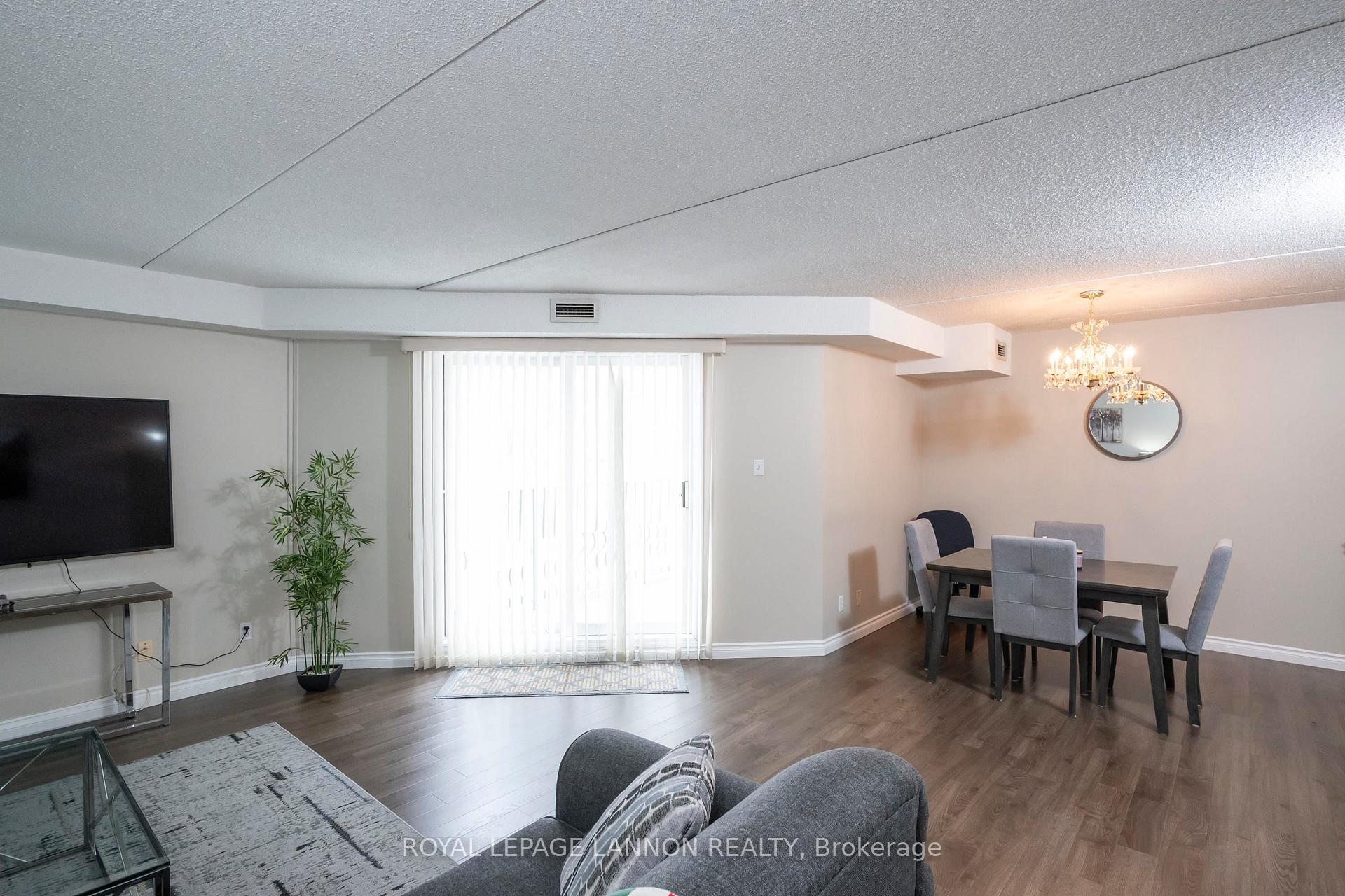 Photo 15 of Unit #304, 1703 Victoria Avenue E, Thunder Bay, McKeller Park — HOMEH