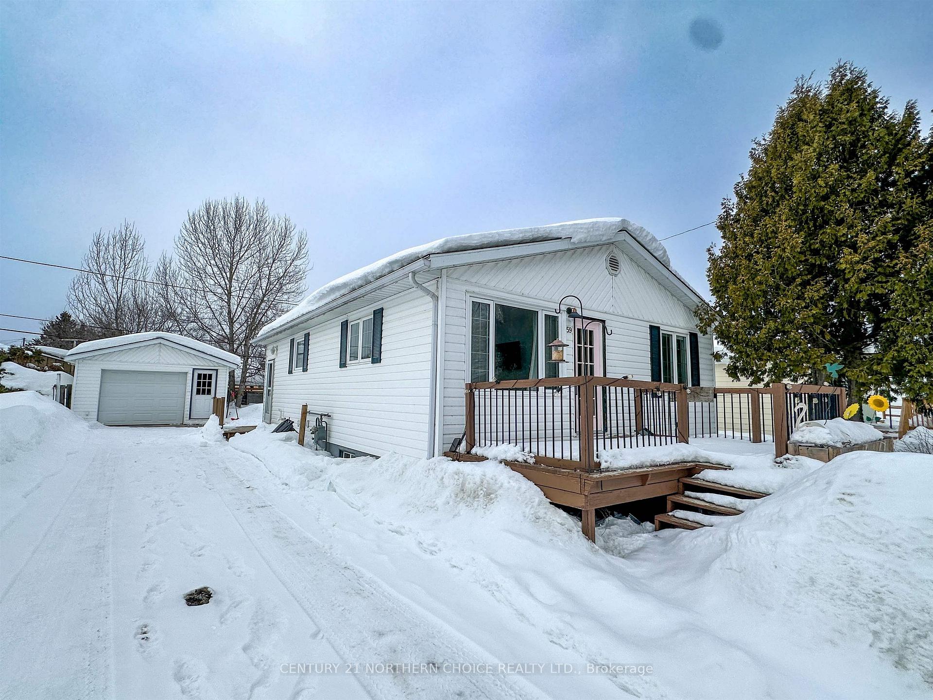 Photo 4 of 59 Detta Road, Red Lake — HOMEH